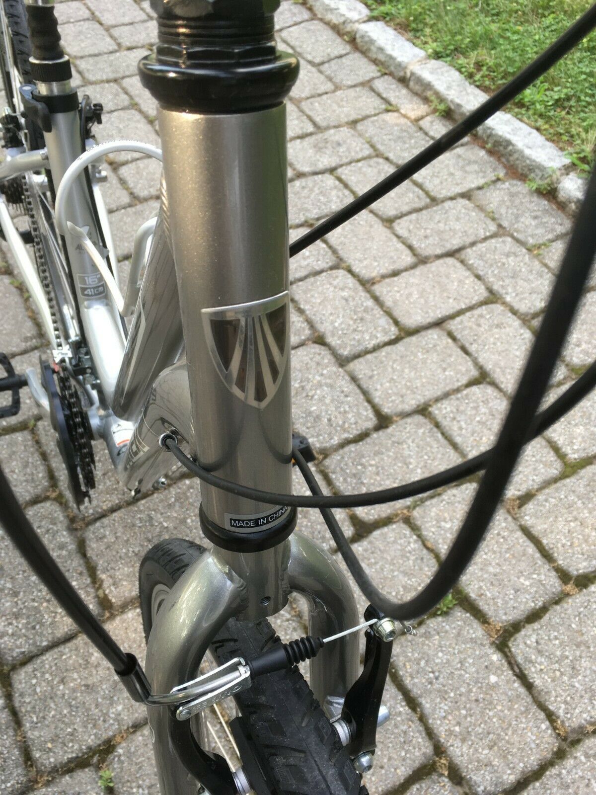 Trek 7000 womens bike womans silver hybrid comfort aluminum bicycle - Fresh Stock Dated December 2025