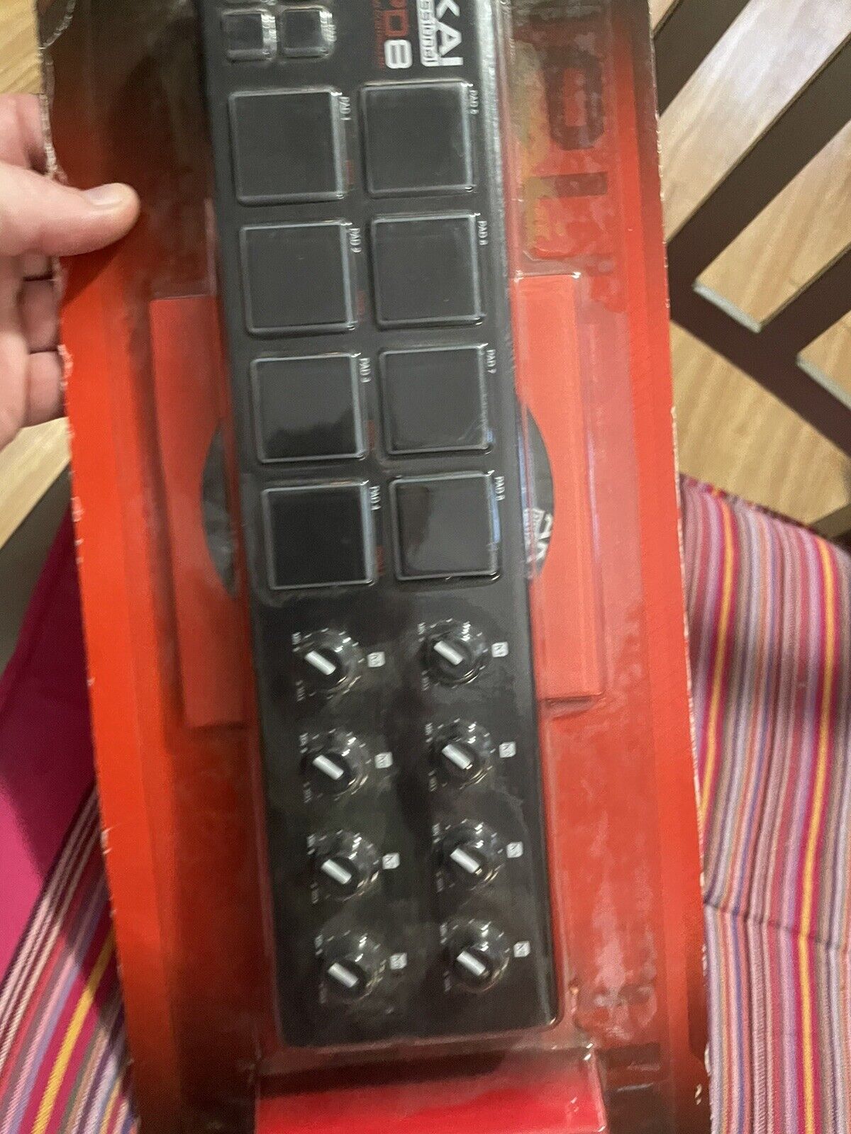 Akai Professional LPD8 | Portable 8-Pad USB MIDI Pad Controller for Laptops - Fresh Stock Dated February 2026