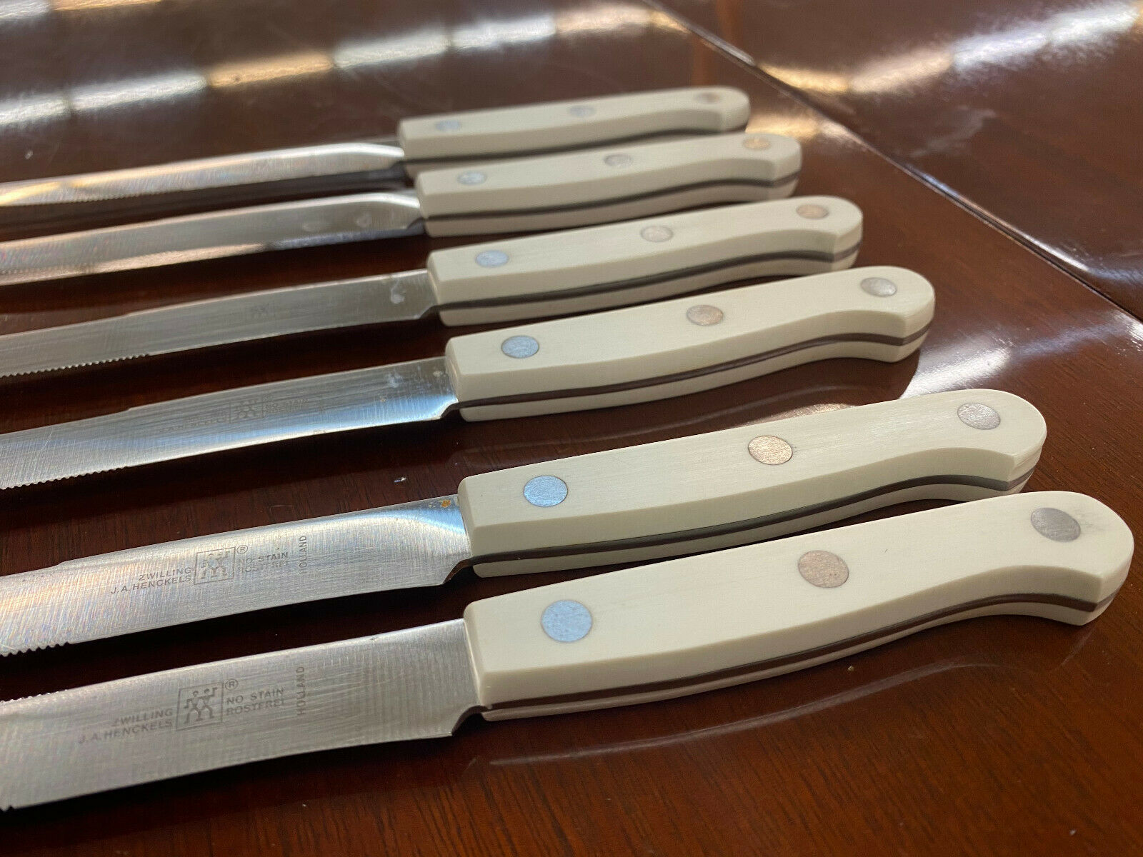 6 piece Zwilling J.A. Henckels White Handle Steak Knife Set  rostfrei Holland  A - Fresh Stock Dated December 2025