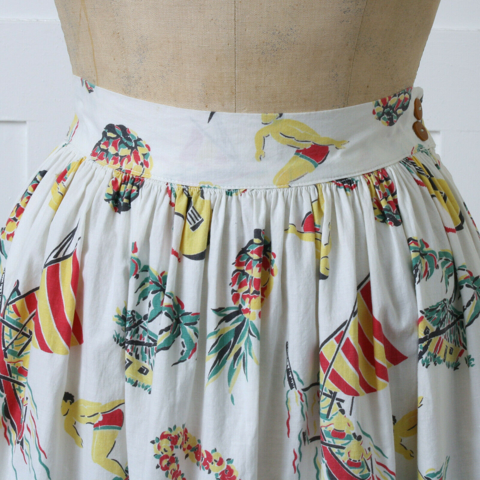 VNtG 40s Hawaiian Novelty Print Skirt Aloha Tiki Ukele Surfer Pineapple 30s 50s - Fresh Stock Dated February 2026