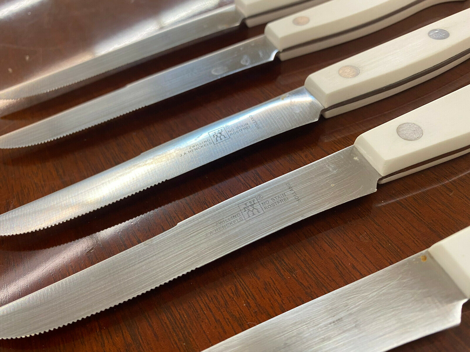 6 piece Zwilling J.A. Henckels White Handle Steak Knife Set  rostfrei Holland  A - Fresh Stock Dated December 2025