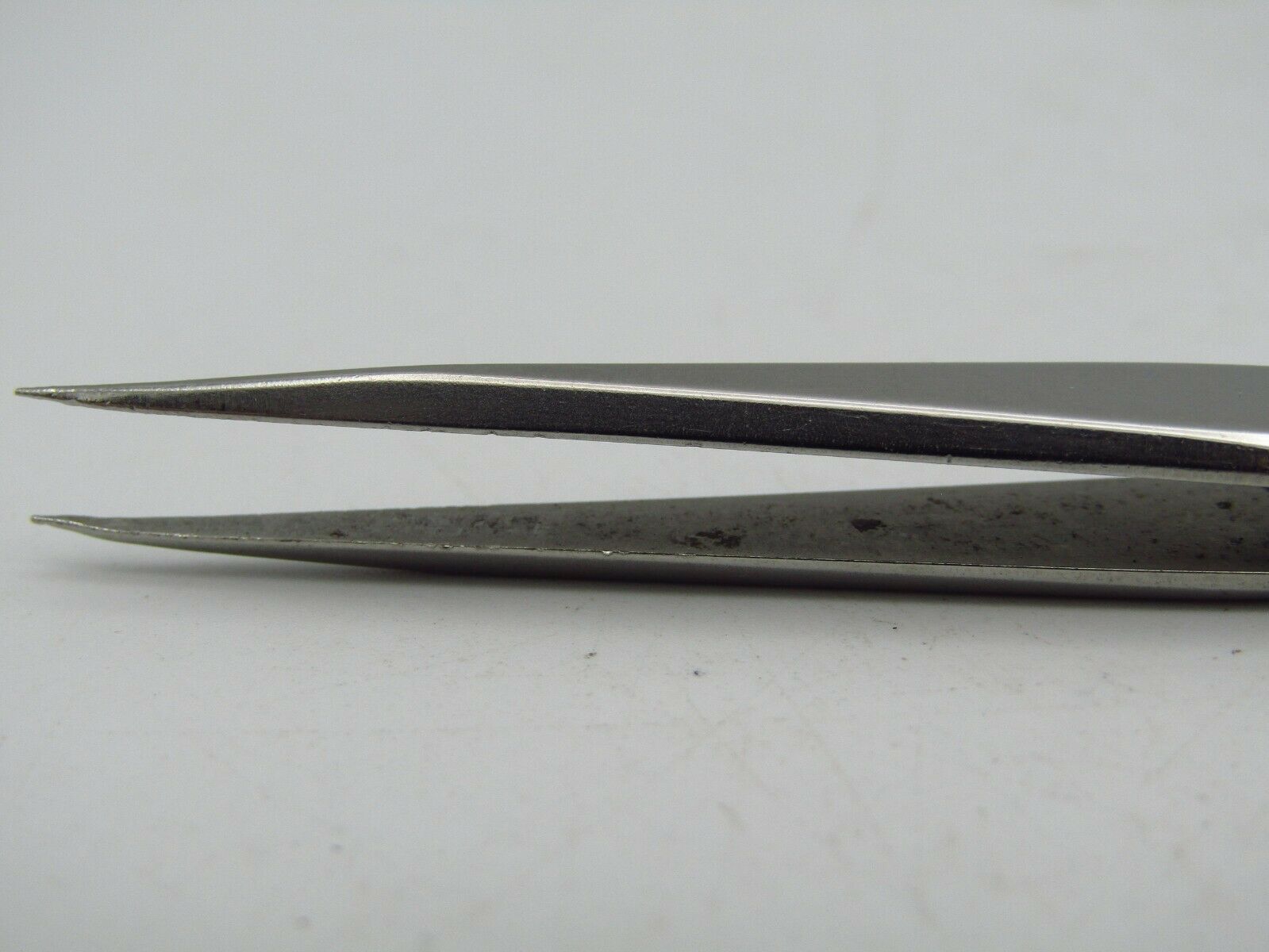 PEER VIGOR ANTIMAGNETIC STAINLESS STEEL WATCHMAKER'S TWEEZER TOOL #30 4.24