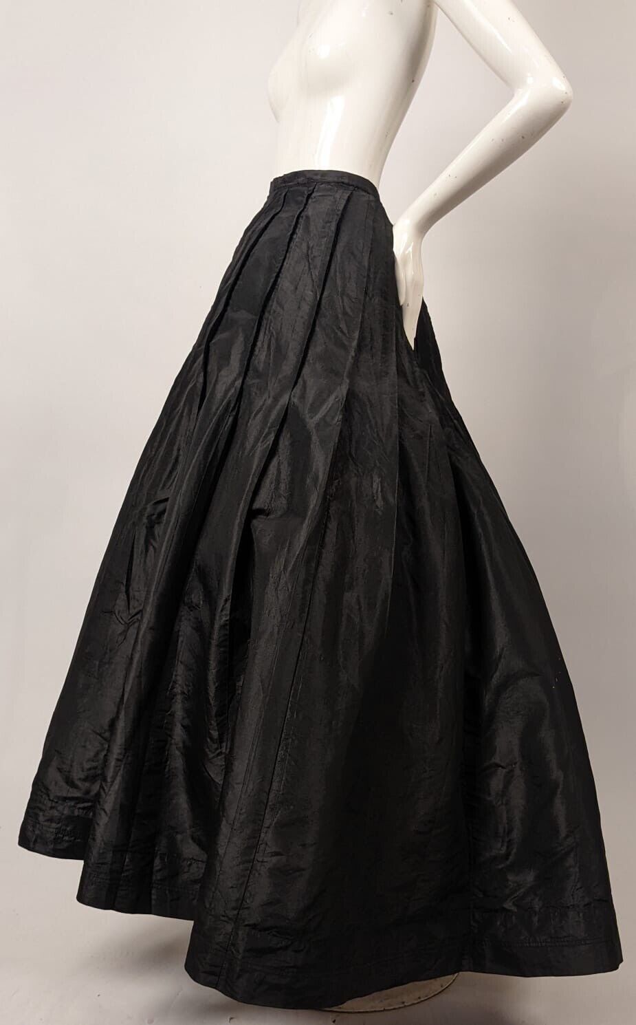 VICTORIAN BLACK SILK TAFFETA SKIRT W FULL VOLUME - Fresh Stock Dated December 2025