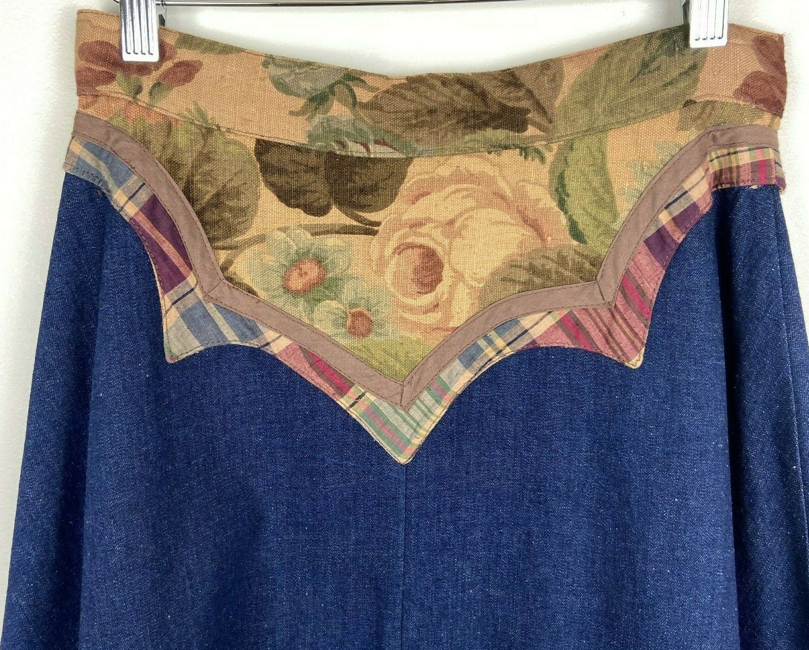 Vintage 1970s JAG Applique Denim Skirt A Line Folk Art Boho Blue Size 28