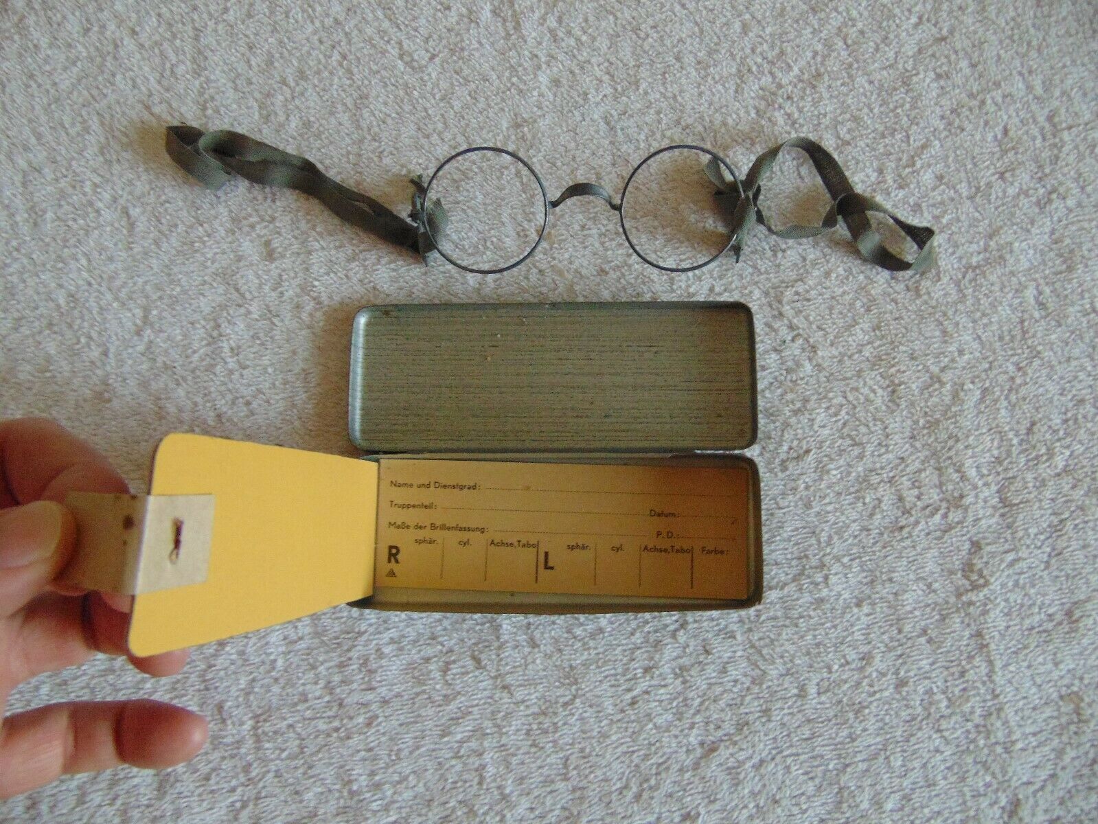 DIENST BRILLE Spectacles Tin With Wire Frame Glasses - Fresh Stock Dated February 2026