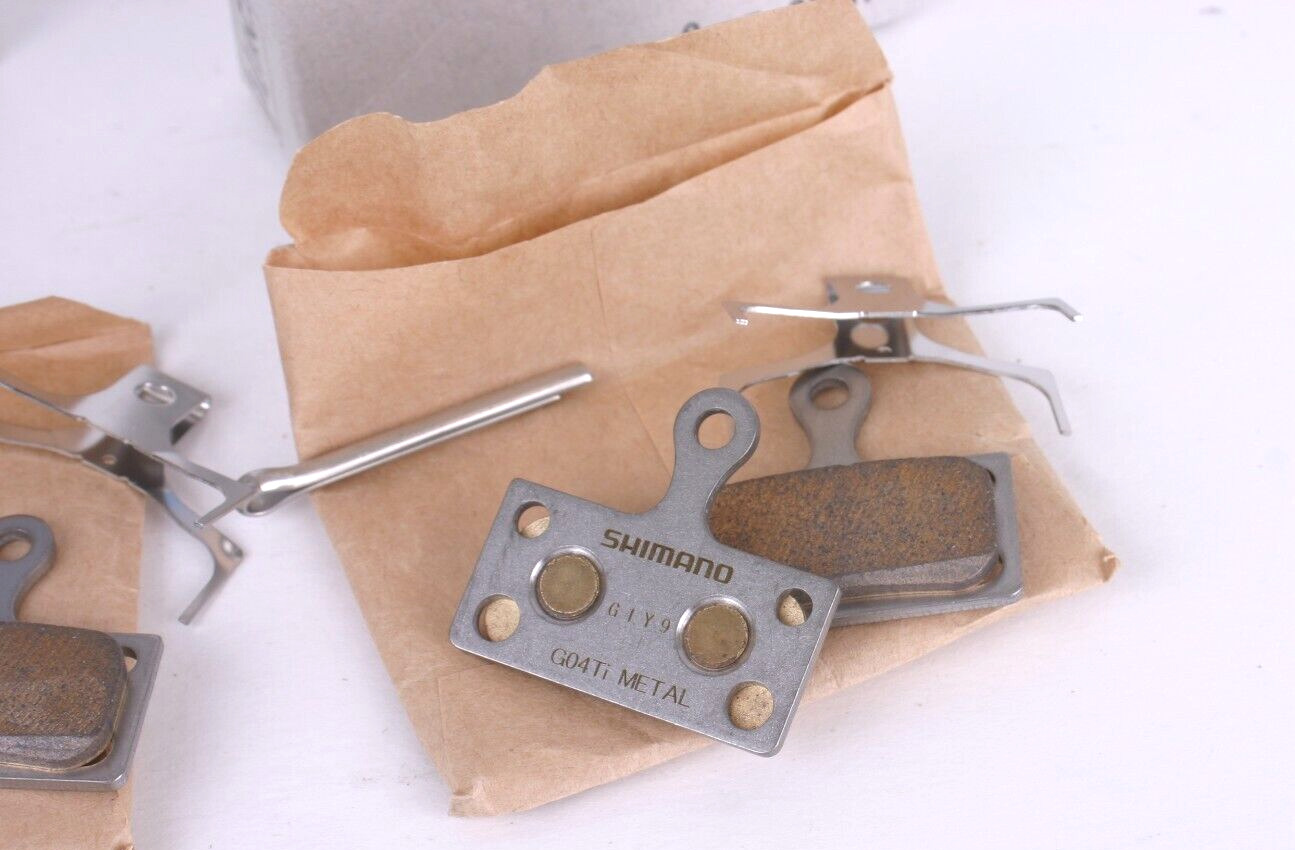 NEW Pair of 2 x Shimano G04Ti Metal Disc Brake Pads for XTR M9000 M9020 XT M8000 - Fresh Stock Dated February 2026