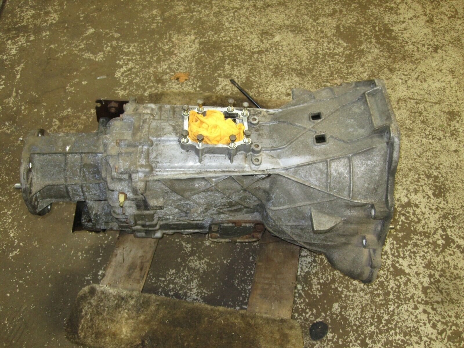 5.8 5.0 4.9  gas 87-97 Ford F250 F350 ZF5 Manual Transmission 5 speed 4x4 s5-42 - Fresh Stock Dated December 2025