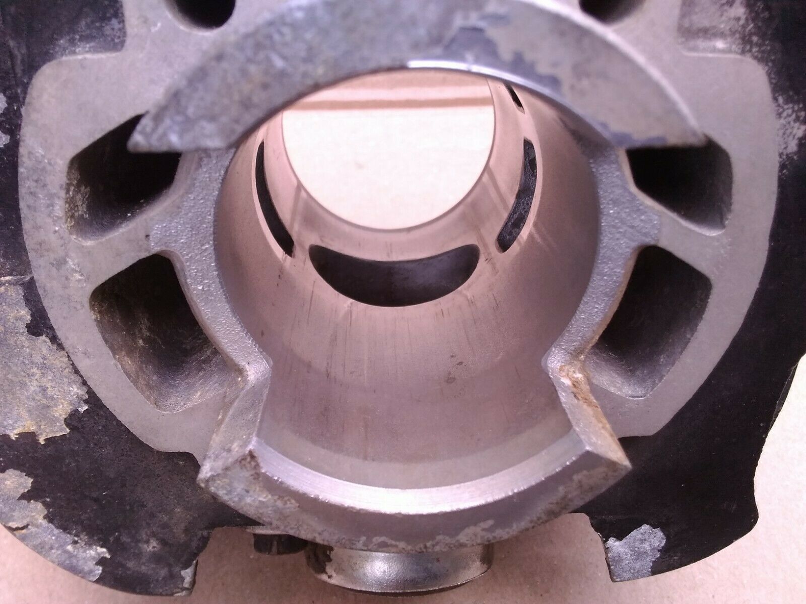 Cylinder YZ125 MX125 Top End 1974 1975 Head STANDARD BORE NO BROKEN FINS - Fresh Stock Dated February 2026