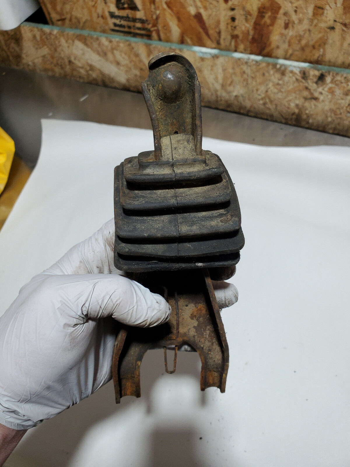 TOYOTA PICKUP TRUCK 4RUNNER W56 MANUAL TRANSMISSION TRANNY CLUTCH FORK SLEEVE OE - Fresh Stock Dated February 2026