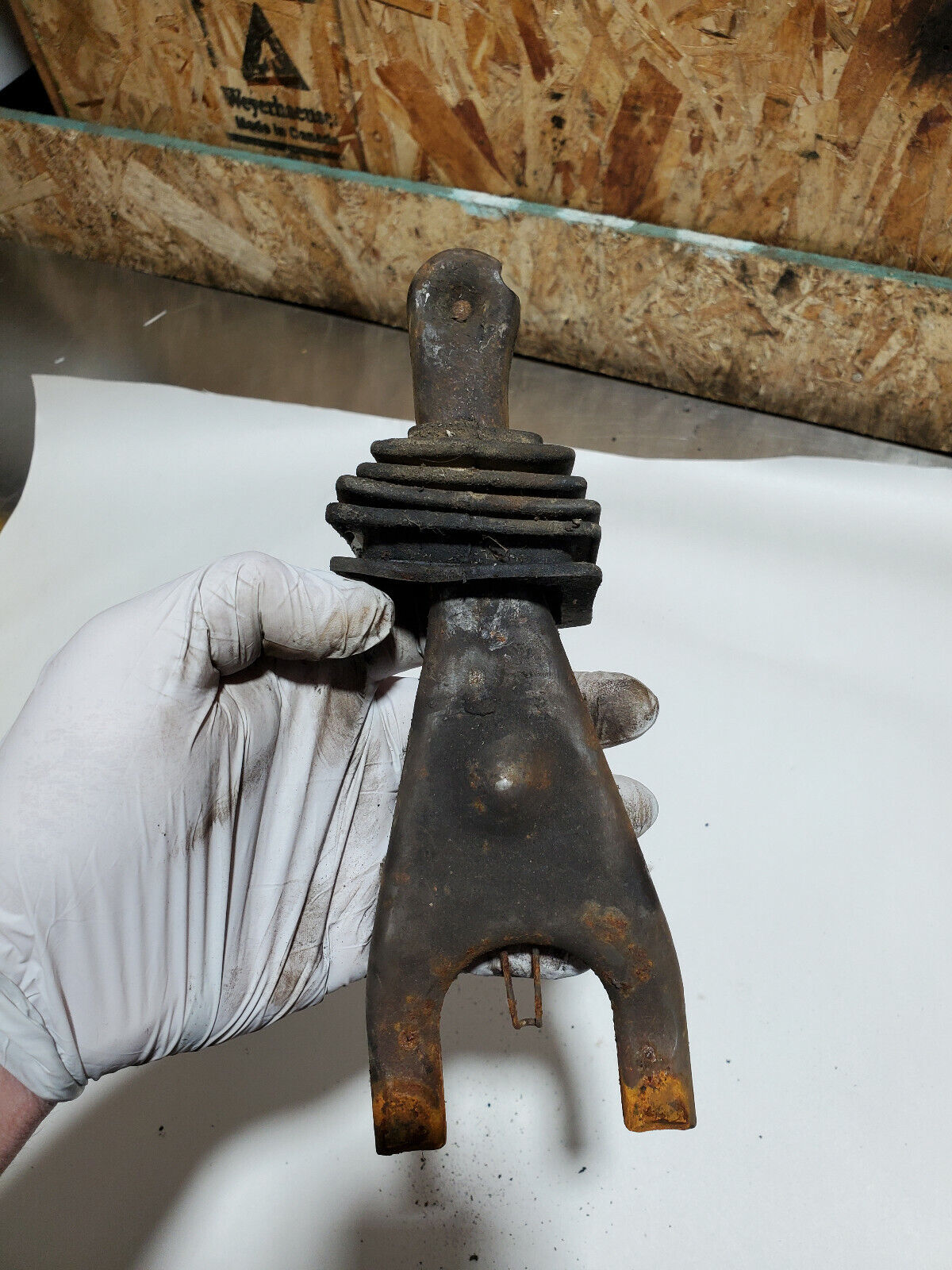 TOYOTA PICKUP TRUCK 4RUNNER W56 MANUAL TRANSMISSION TRANNY CLUTCH FORK SLEEVE OE - Fresh Stock Dated February 2026