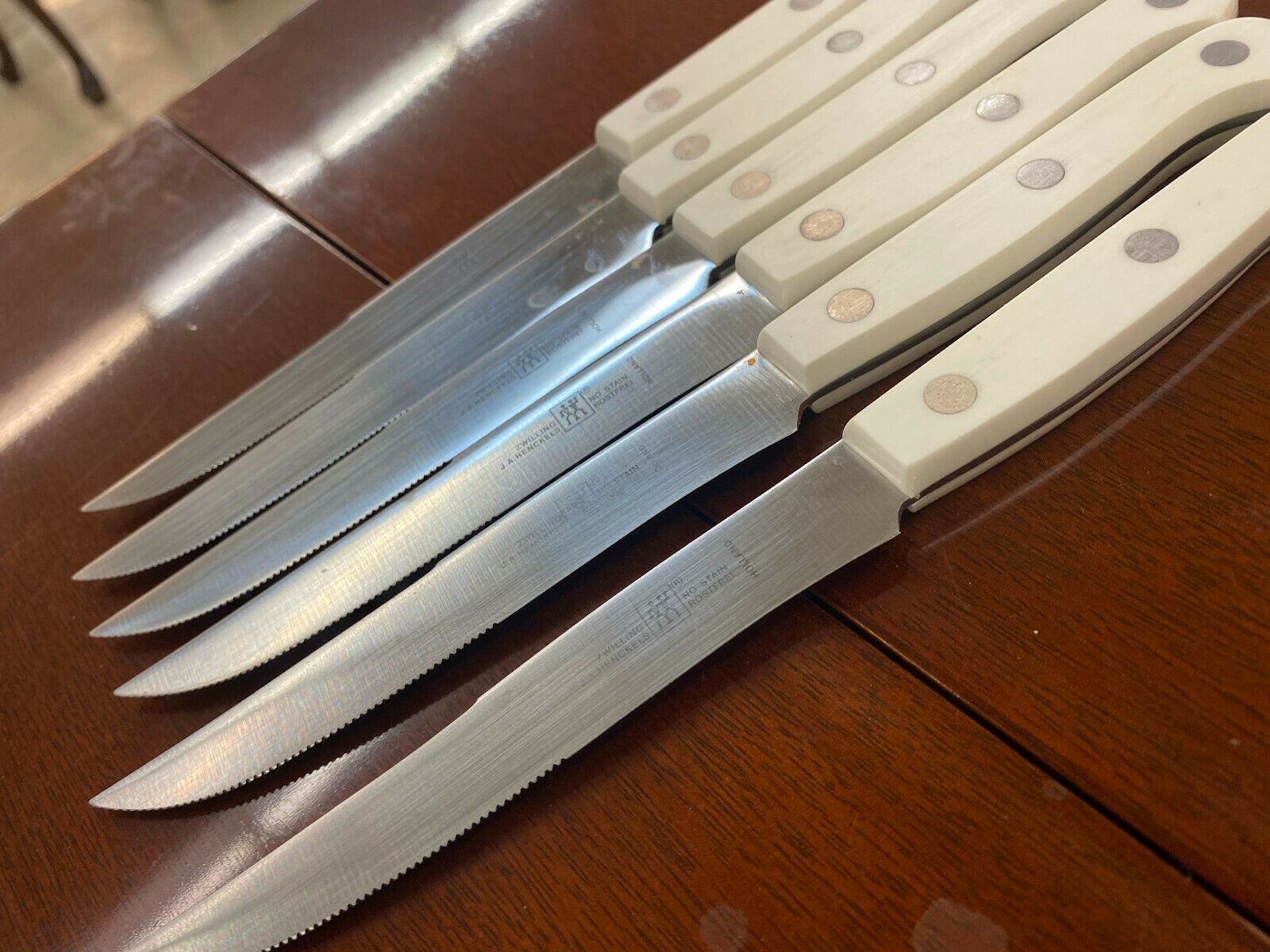 6 piece Zwilling J.A. Henckels White Handle Steak Knife Set  rostfrei Holland  A - Fresh Stock Dated December 2025