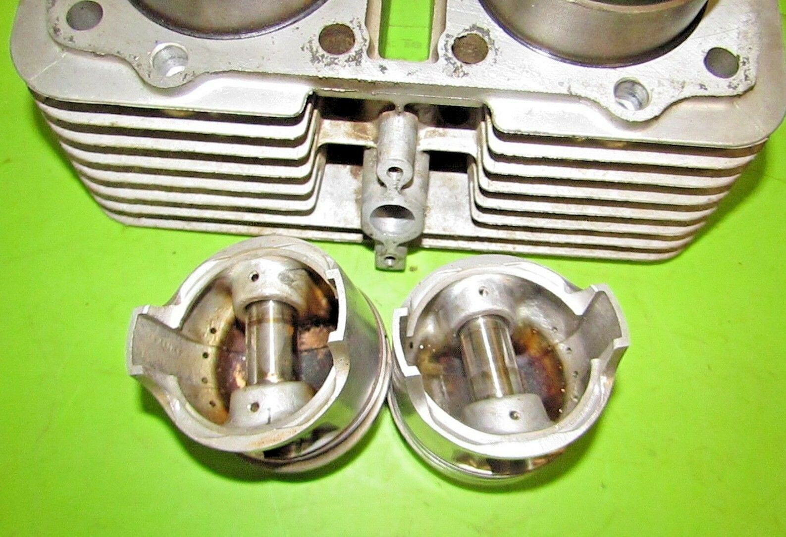 Suzuki GS 450 T GS450T Twin 1980-1982 Engine Barrel w/ STD Pistons Mic & 72.0 mm - Fresh Stock Dated February 2026