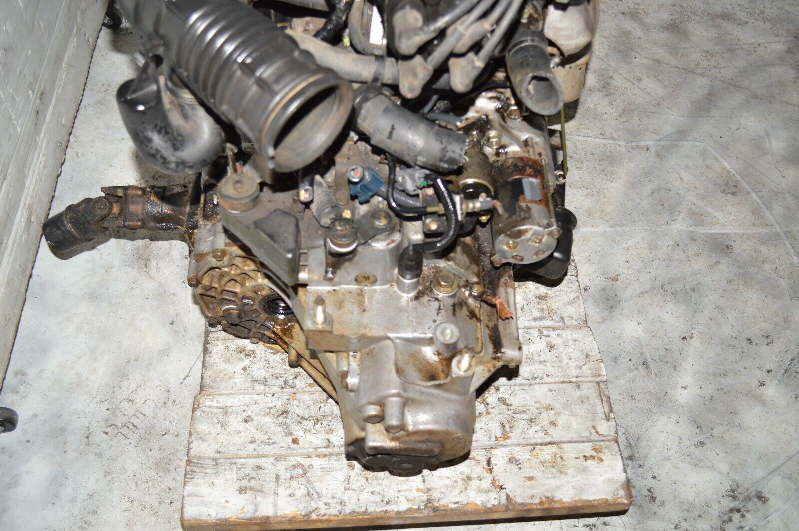 JDM1997-2001 HONDA CRV B20B ENGINE  B20Z WITH 5SPEED AWD MANUAL TRANSMISSION 4X4 - Fresh Stock Dated December 2025