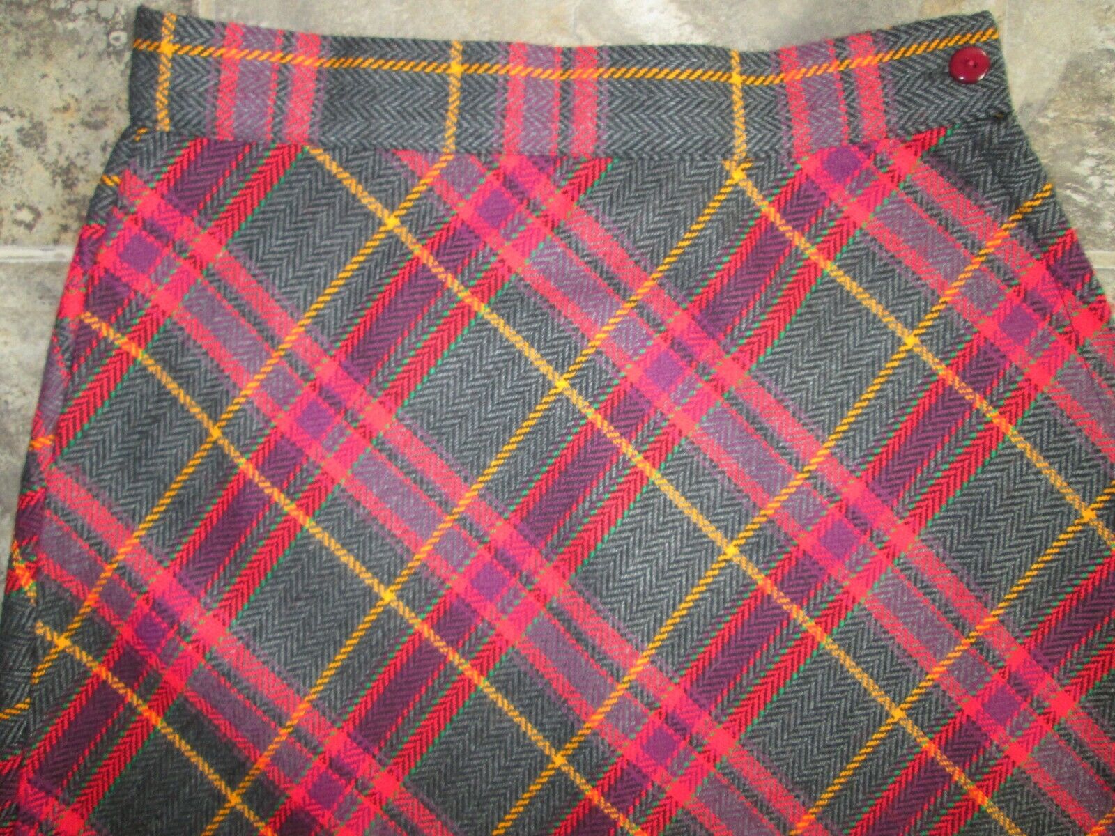 VTG Wool Skirt Tall Long 13/14 Red Green Gray Christmas 27 Medium Modest Vintage - Fresh Stock Dated March 2026