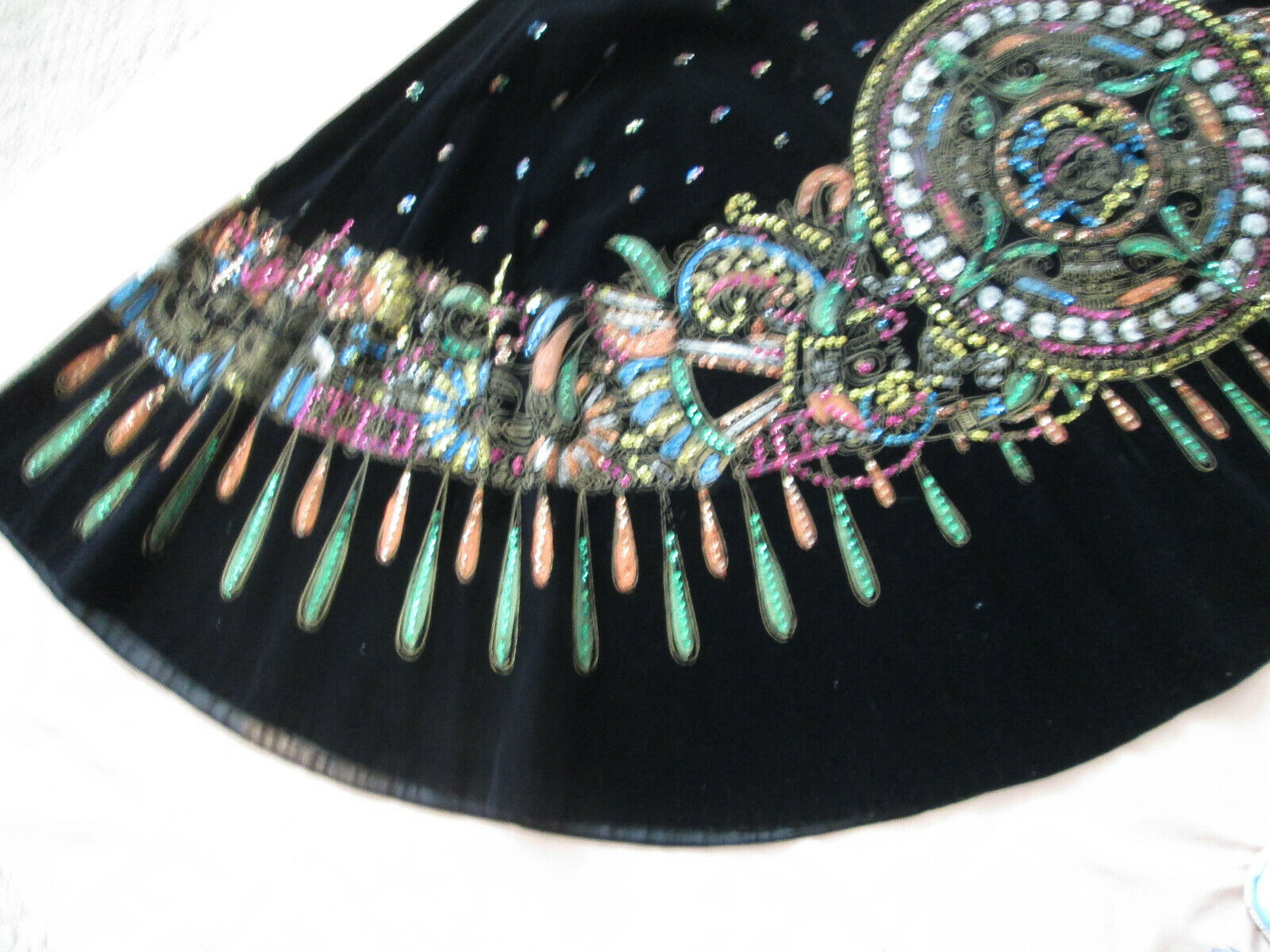 1960s MEXICAN Hand painted VELVET Skirt SHIMMERING Sequins XS Mexico - Fresh Stock Dated February 2026
