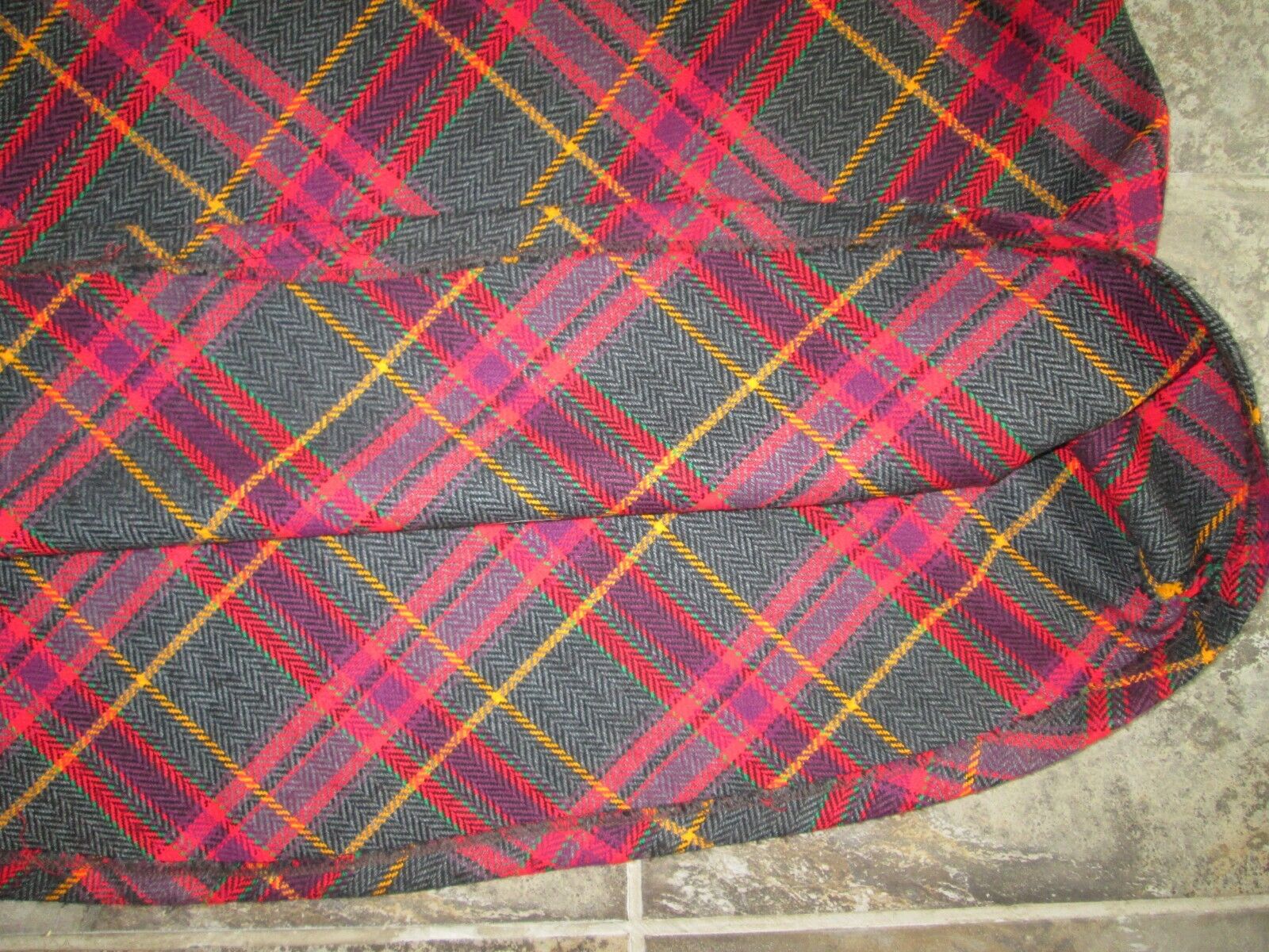 VTG Wool Skirt Tall Long 13/14 Red Green Gray Christmas 27 Medium Modest Vintage - Fresh Stock Dated March 2026