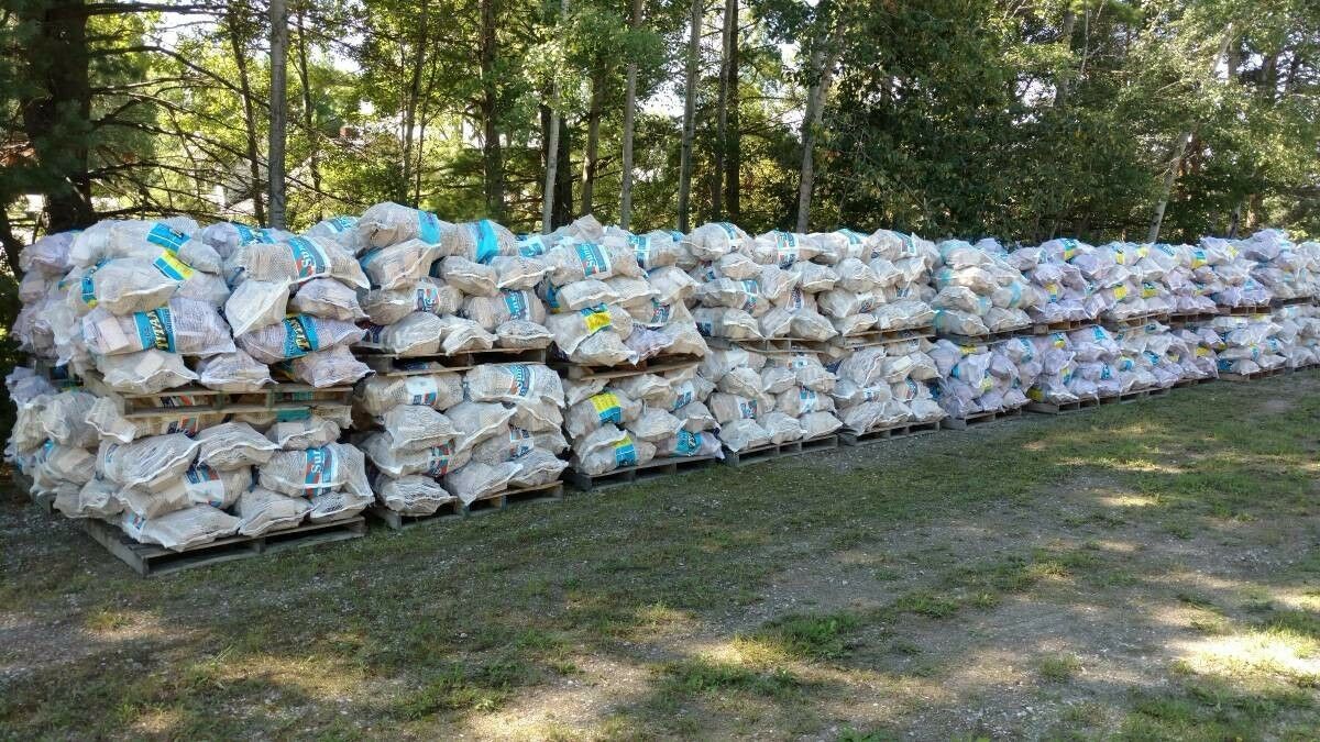 Campfire Wood in Bags - (LOCATED IN MICHIGAN) - Local pickup only - Fresh Stock Dated December 2025