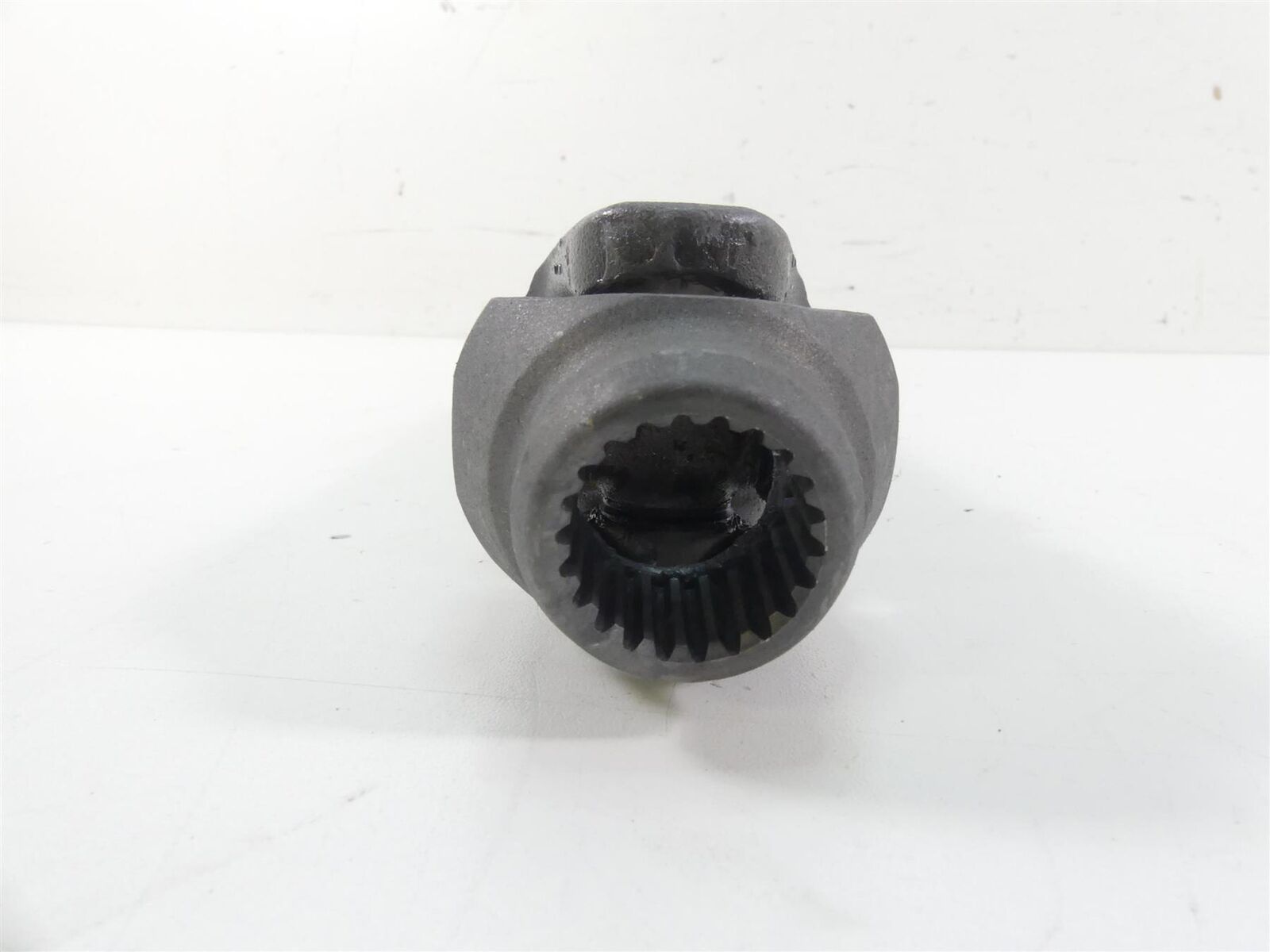 2017 BMW RnineT Racer K32 Driveshaft Axle Rear Drive Shaft 26117706394 - Fresh Stock Dated February 2026