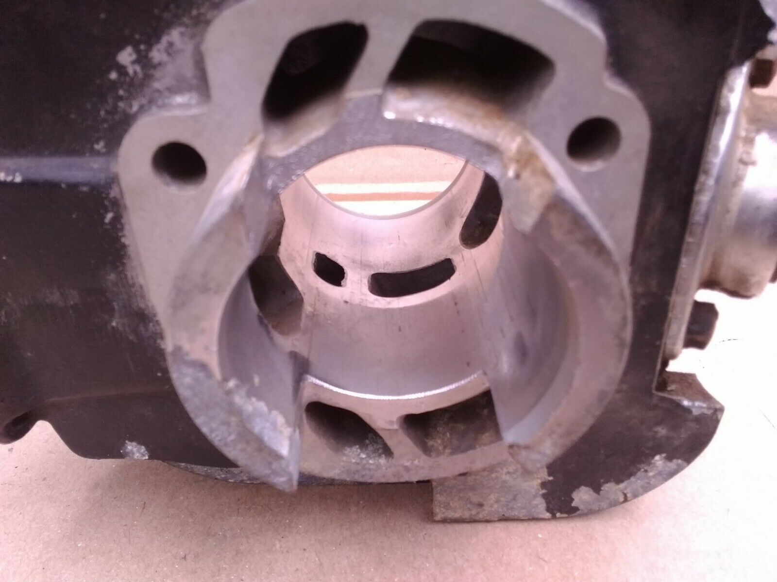 Cylinder YZ125 MX125 Top End 1974 1975 Head STANDARD BORE NO BROKEN FINS - Fresh Stock Dated February 2026