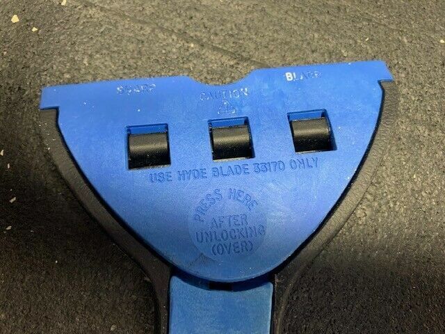 Piranha Long Handle Scraper - USED - Fresh Stock Dated February 2026