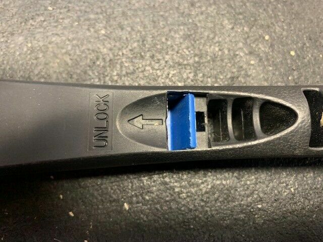 Piranha Long Handle Scraper - USED - Fresh Stock Dated February 2026