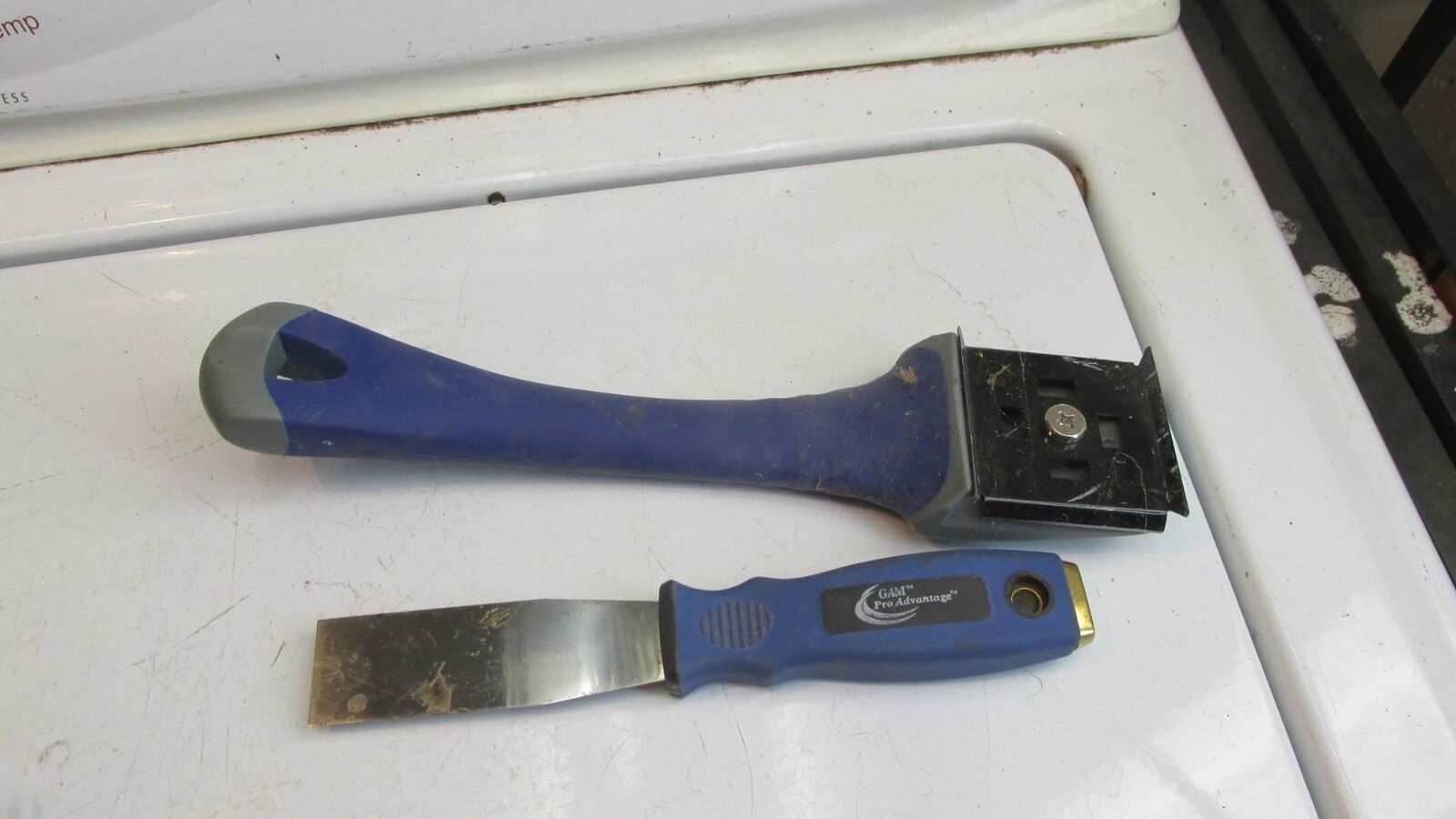 Gam Pro Advantage Putty Knife & 1 Paint Scarper Free Ship - Fresh Stock Dated February 2026