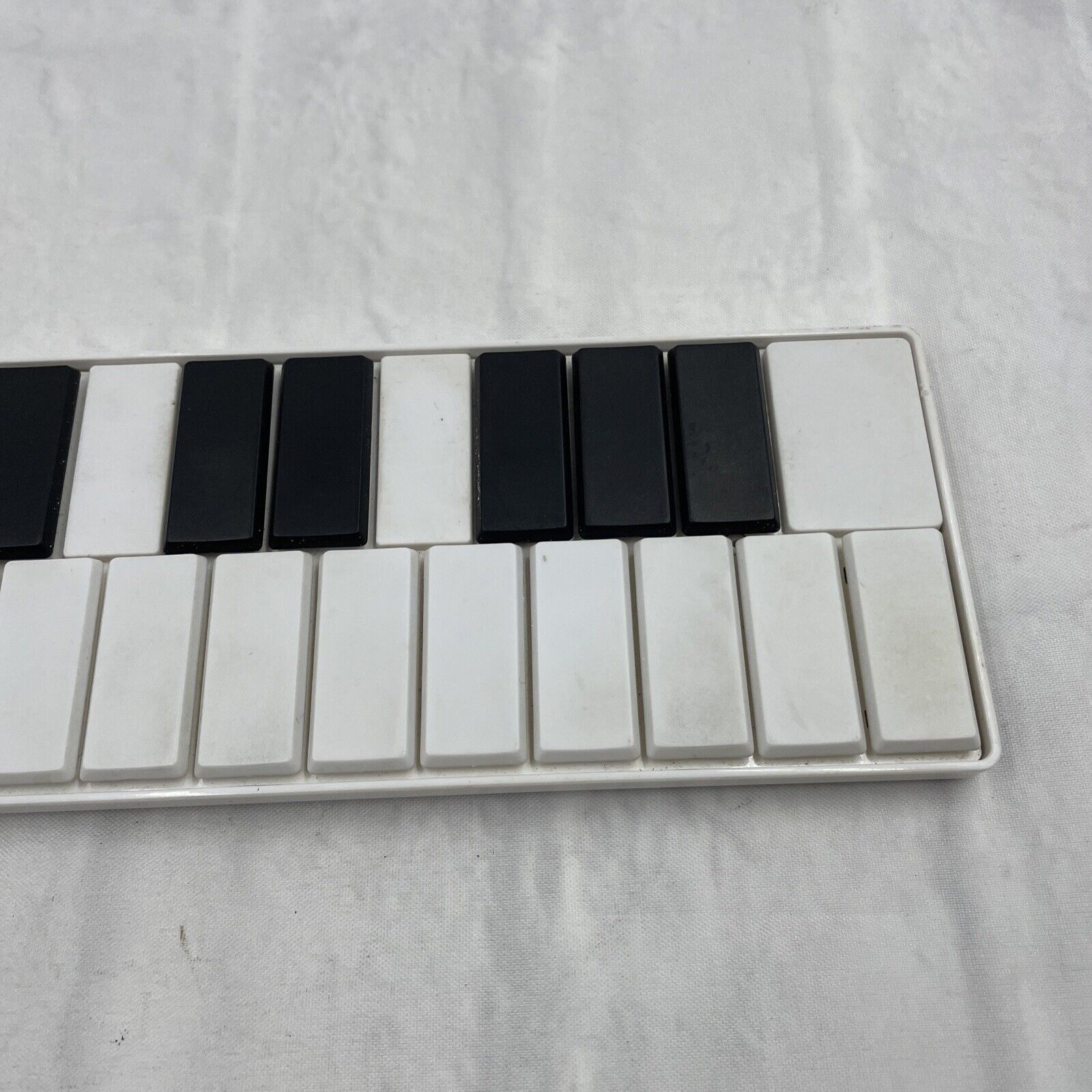 Korg Nano Key USB 25 Keyboard - Fresh Stock Dated February 2026