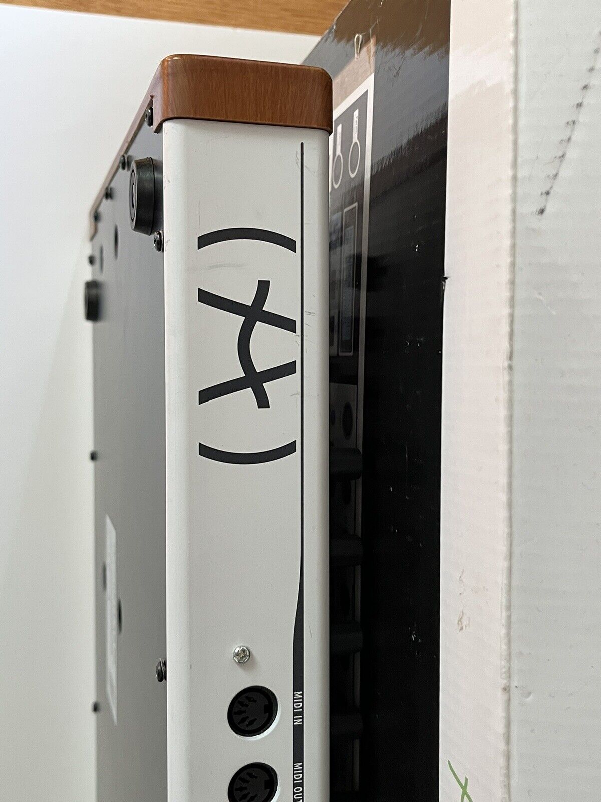 ARTURIA KEYLAB 25 MIDI Controller USB Keyboard -Analog Lab - Rare W/box Manual - Fresh Stock Dated February 2026