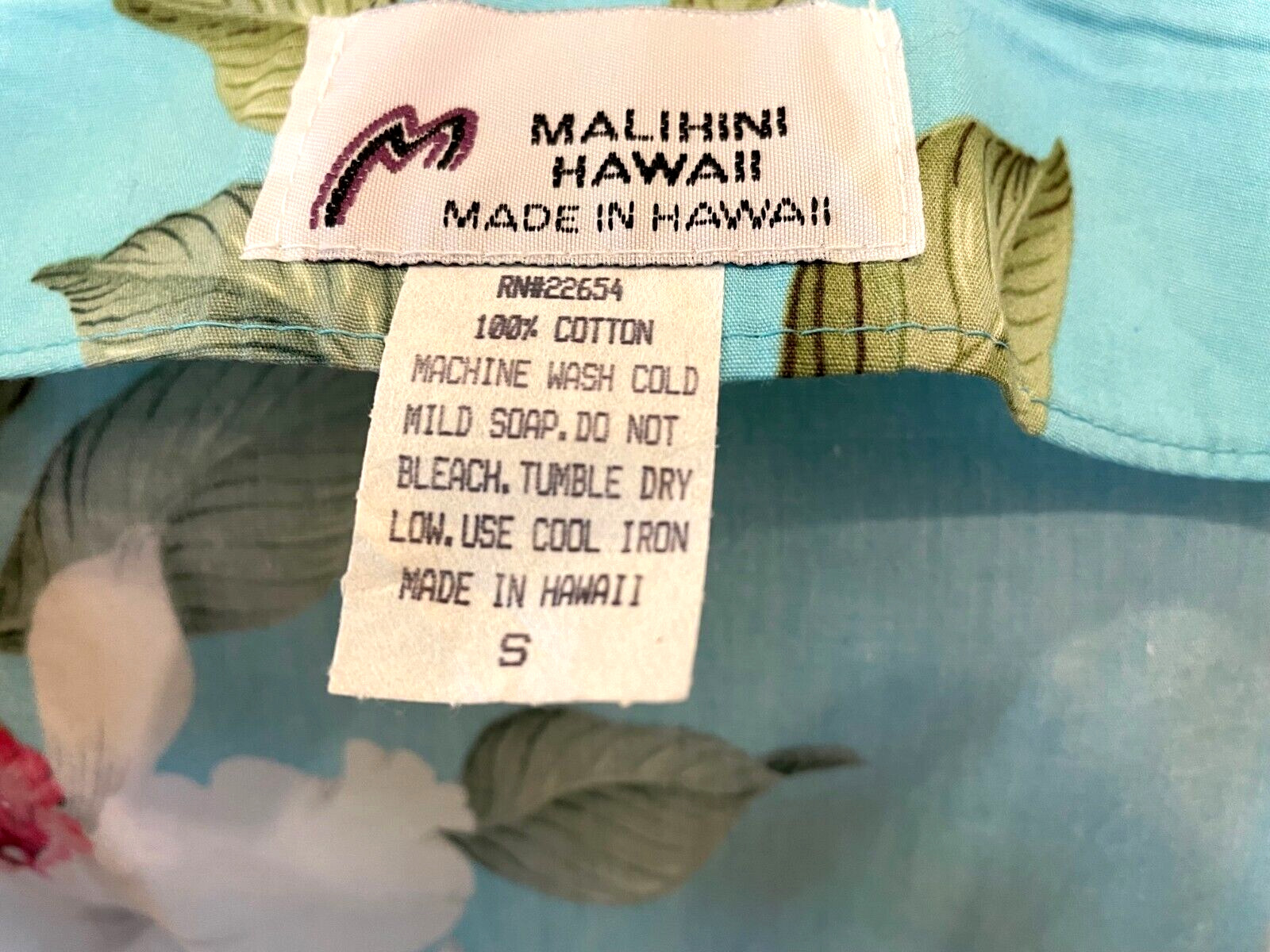 MALIHINI Hawaii Wrap Sarong Skirt w/Large Bright Flowers - Fresh Stock Dated March 2026