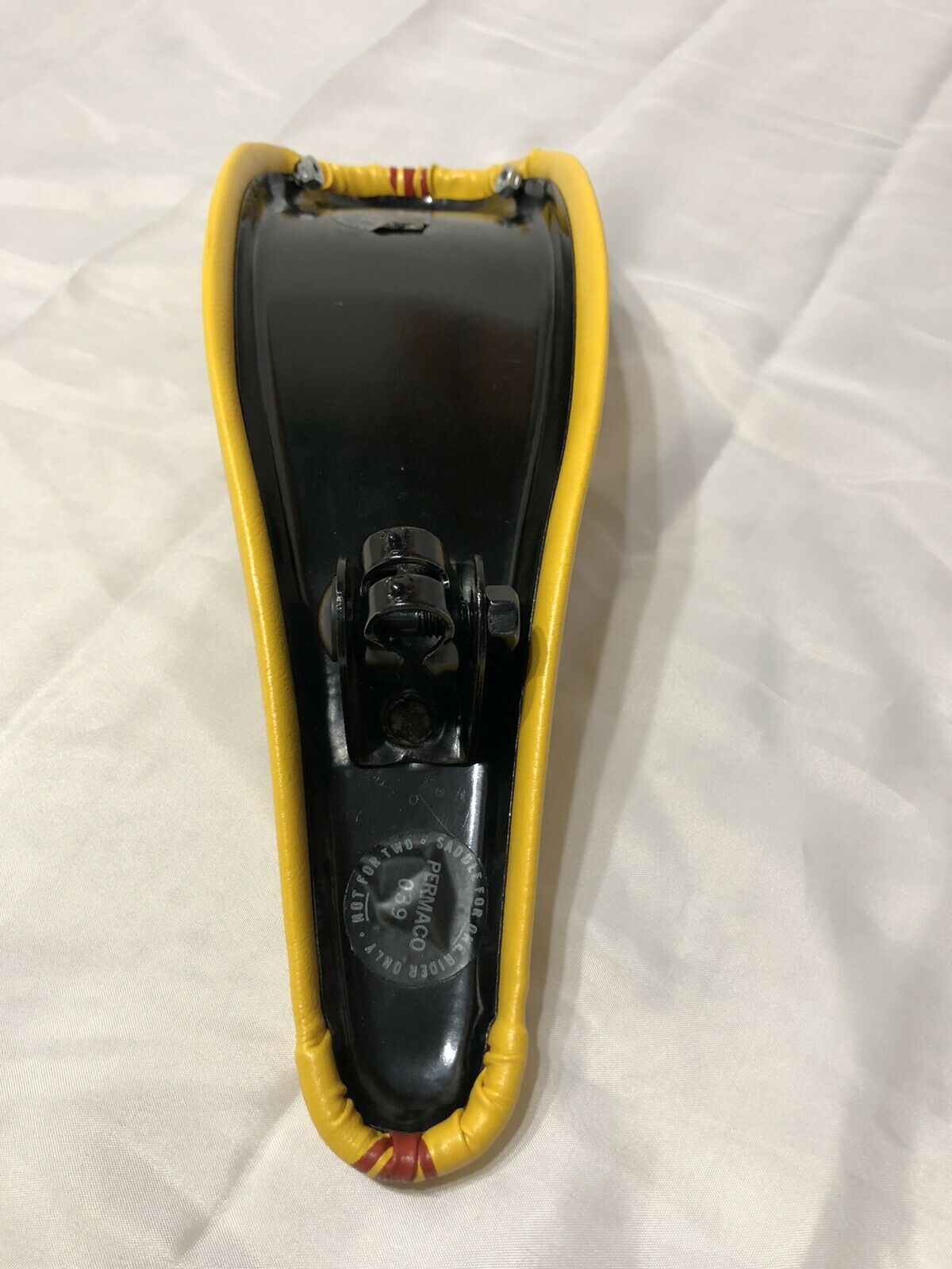 SCHWINN STINGRAY PERMACO 15” BICYCLE BANANA SEAT KRATE MUSCLE BIKE STING RAY - Fresh Stock Dated December 2025