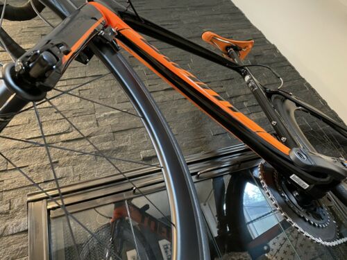 SUPER CLEAN Giant Propel Advanced PRO 0 Shimano Ultegra Di2 W/ Carbon SLR Wheels - Fresh Stock Dated February 2026