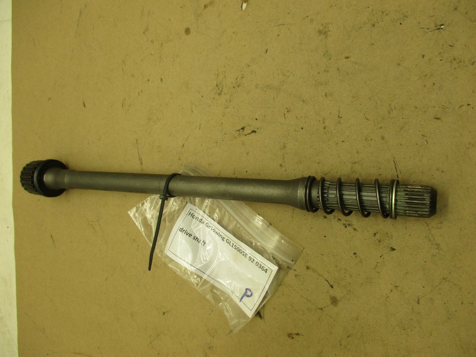 Honda Goldwing GL1500SE 92 (0364) drive shaft - Fresh Stock Dated February 2026