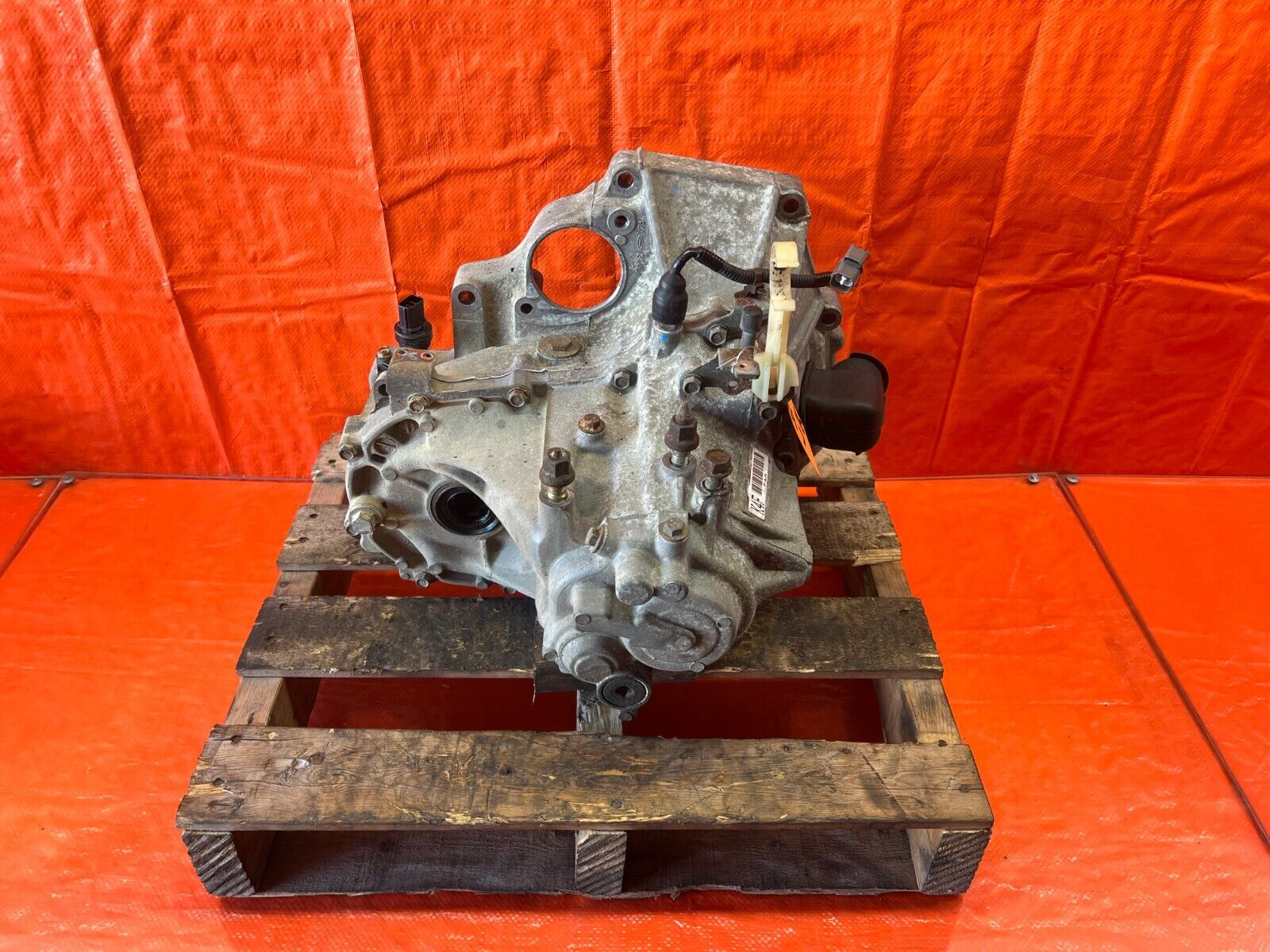 96-00 HONDA CIVIC - SOHC VTEC - D16Y8 - 5 SPEED MANUAL TRANSMISSION - OEM #145 - Fresh Stock Dated February 2026
