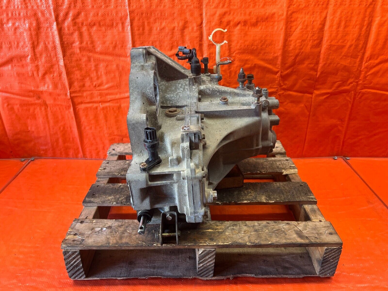 96-00 HONDA CIVIC - SOHC VTEC - D16Y8 - 5 SPEED MANUAL TRANSMISSION - OEM #145 - Fresh Stock Dated February 2026
