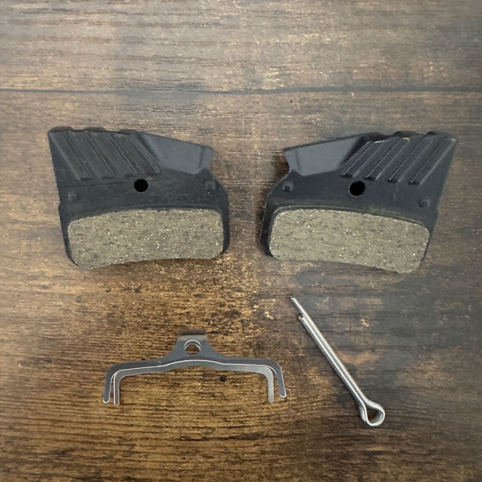 1Pair Shimano BP-N03A-RF Resin Disc Brake Pad with Fin Ice Technologies E-Bike - Fresh Stock Dated February 2026