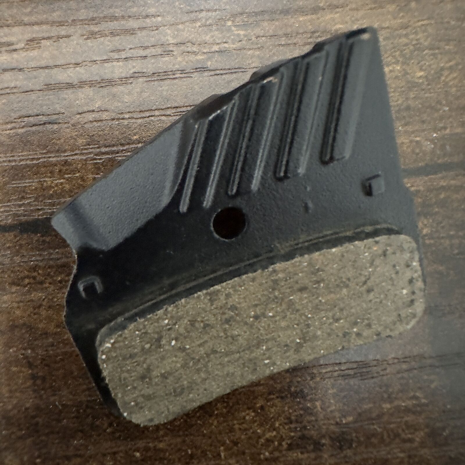 1Pair Shimano BP-N03A-RF Resin Disc Brake Pad with Fin Ice Technologies E-Bike - Fresh Stock Dated February 2026