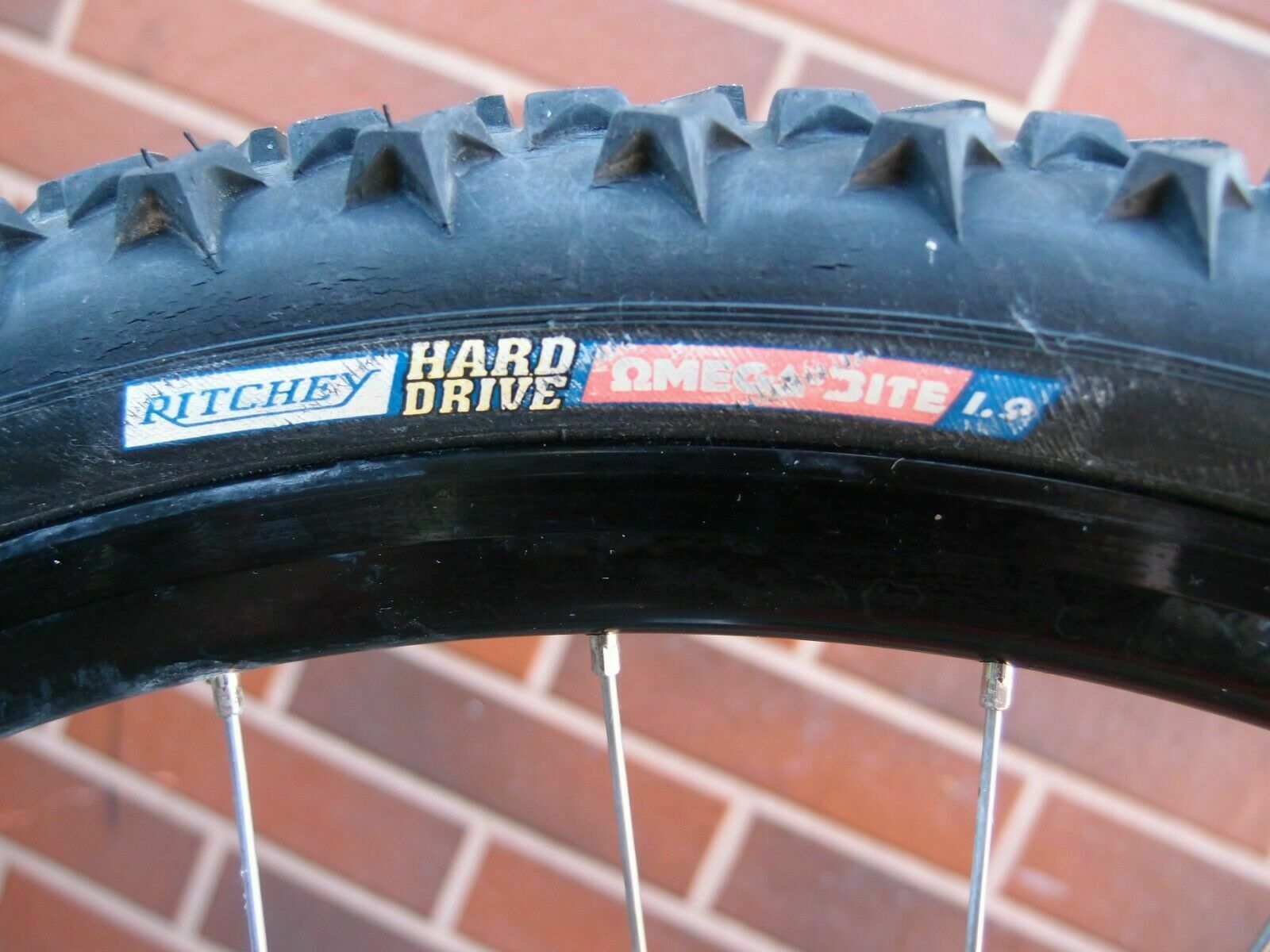 VGC MTB Focus Highland Peak 19.5 in Shimano STX RC / Alivio Miche Alesa XPlorer - Fresh Stock Dated February 2026