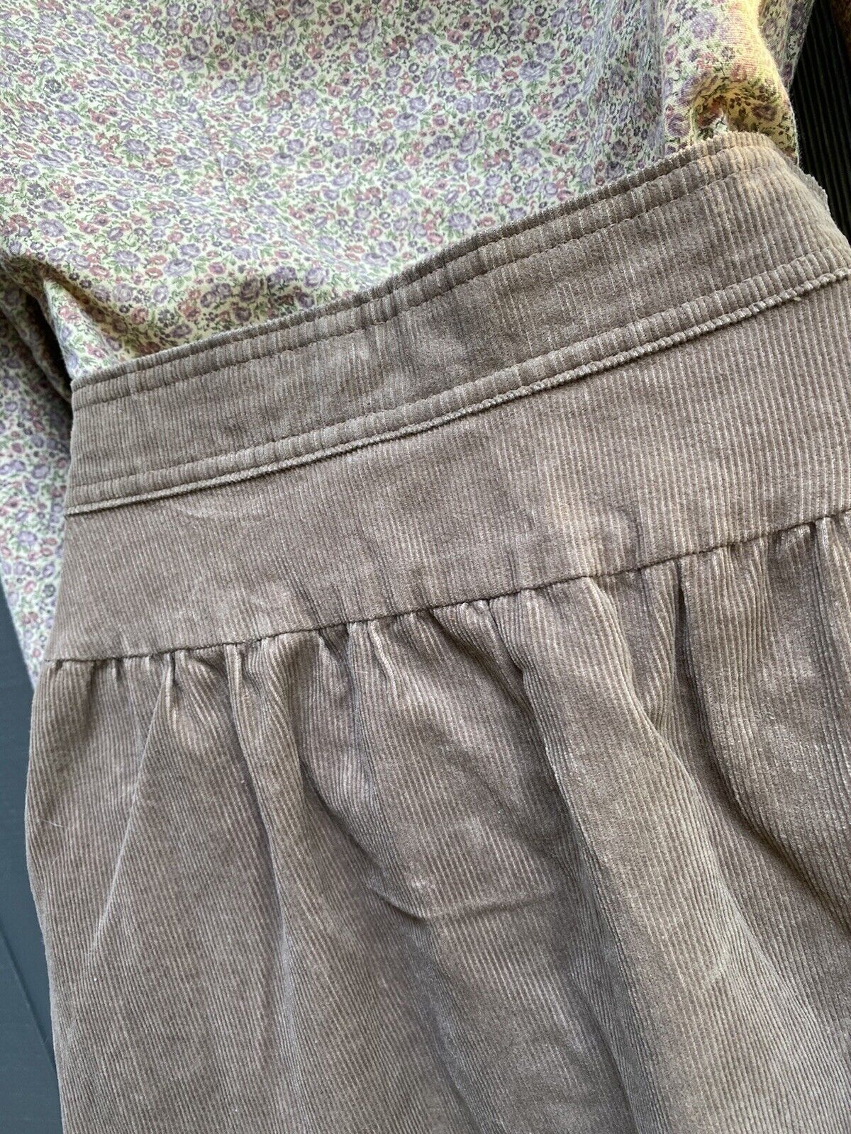 Vintage Brown Corduroy Skirt w/ Pleats Modest Cottagecore Prairie USA Size S - Fresh Stock Dated March 2026