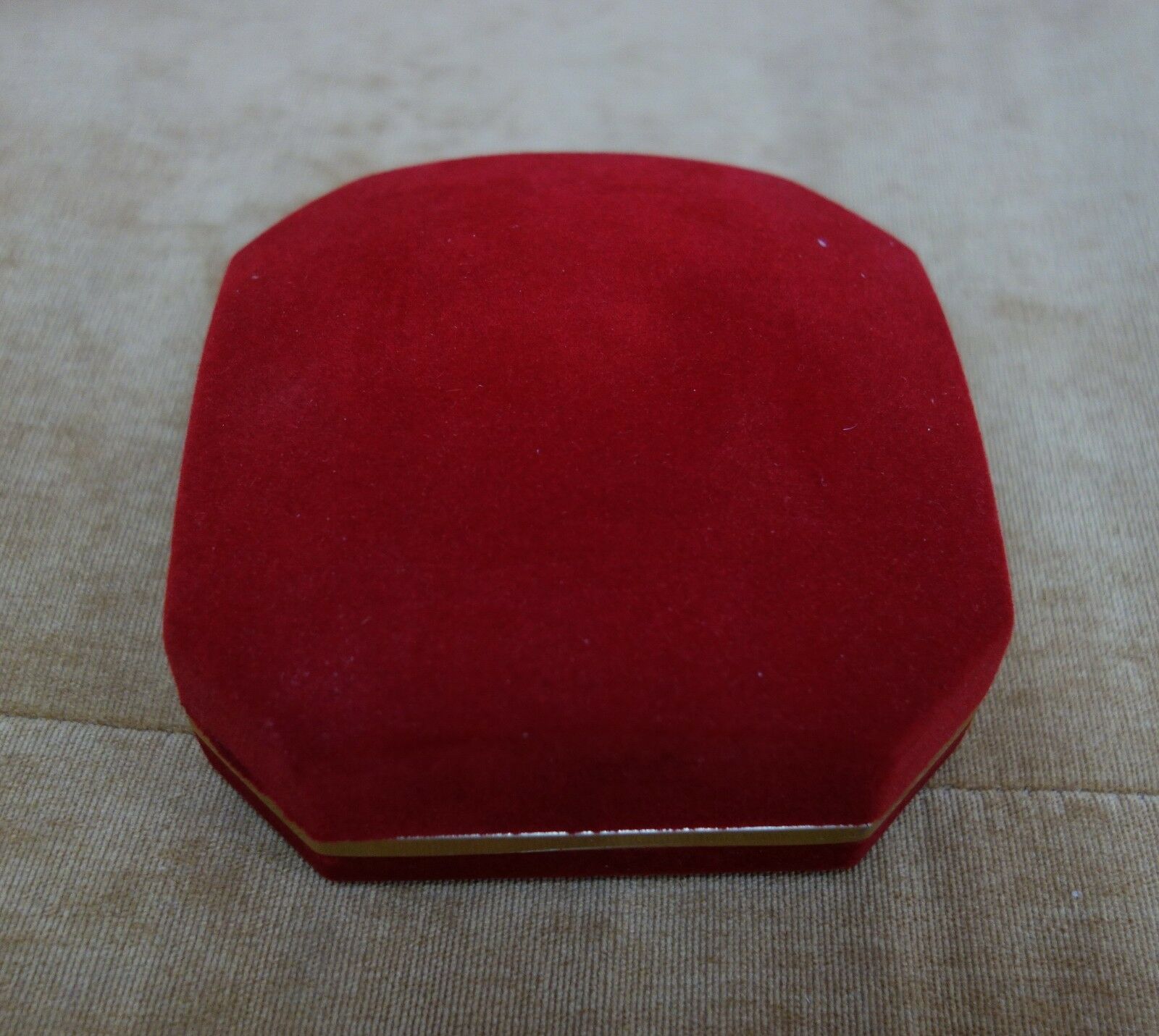 Shanghai mint:1984 China Gilt-brass goldfish Set multiple crystal - Fresh Stock Dated February 2026