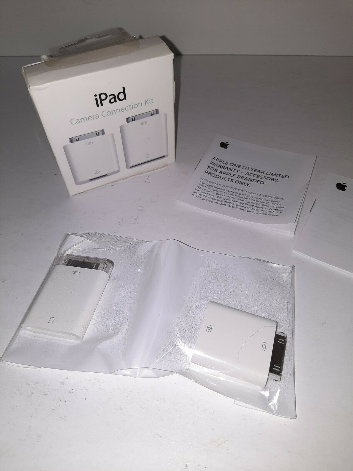 Genuine Apple iPad Camera Connection Kit MC531ZM/A Model A-1362 A-1358 - Fresh Stock Dated February 2026