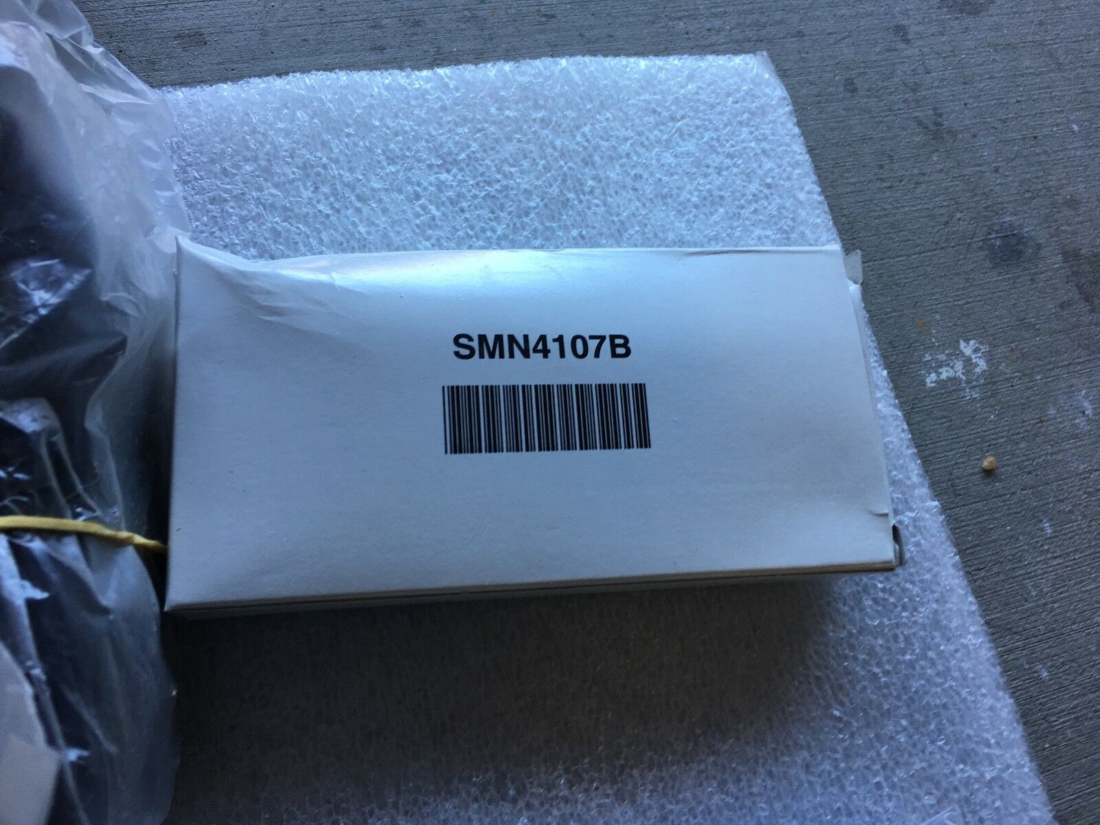 Motorola 599650A hands free car kit - Fresh Stock Dated December 2025