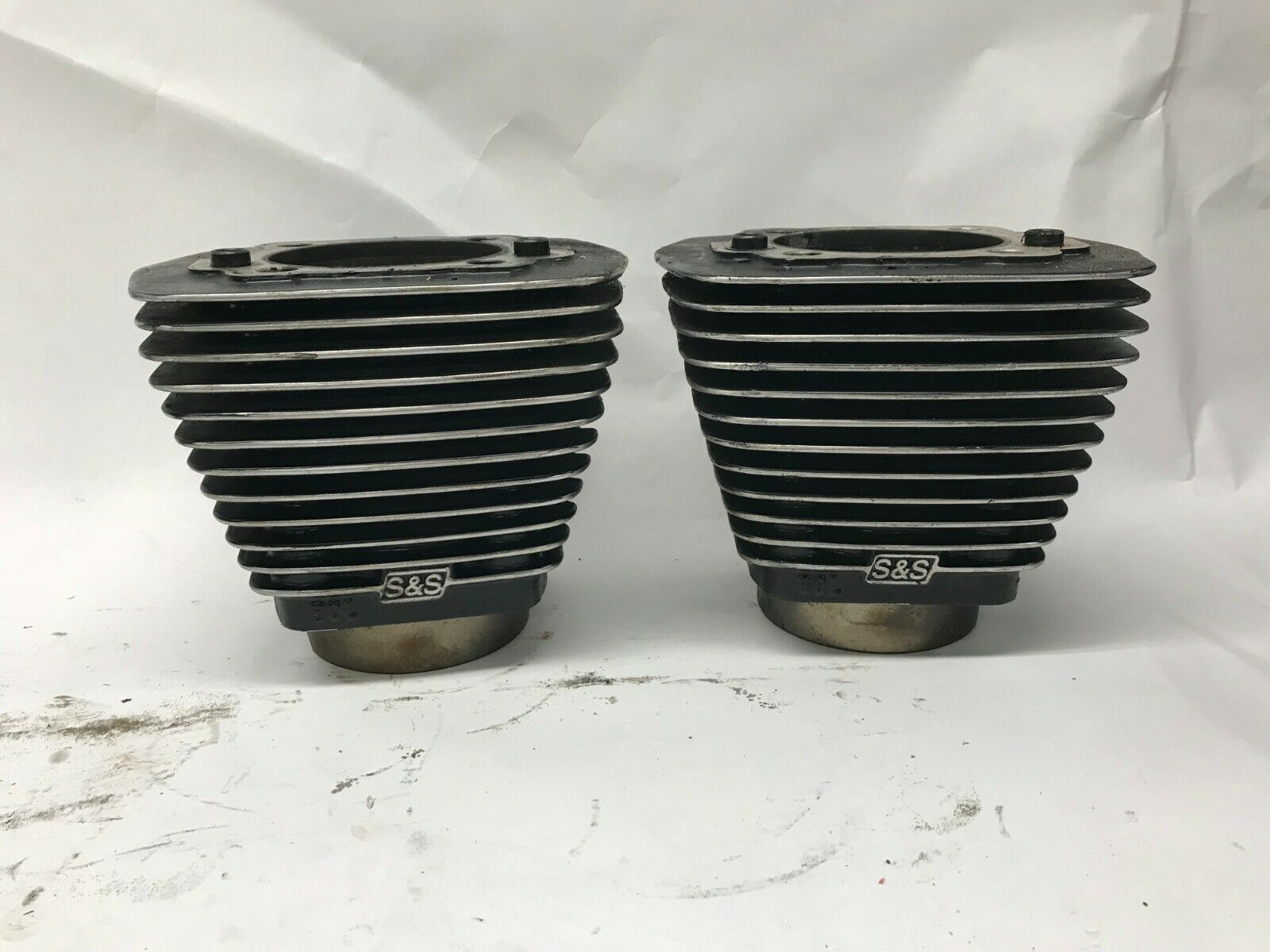 S&S Harley Big Twin Cylinders Jugs Black Big Bore Evolution HD Chopper 80L - Fresh Stock Dated February 2026
