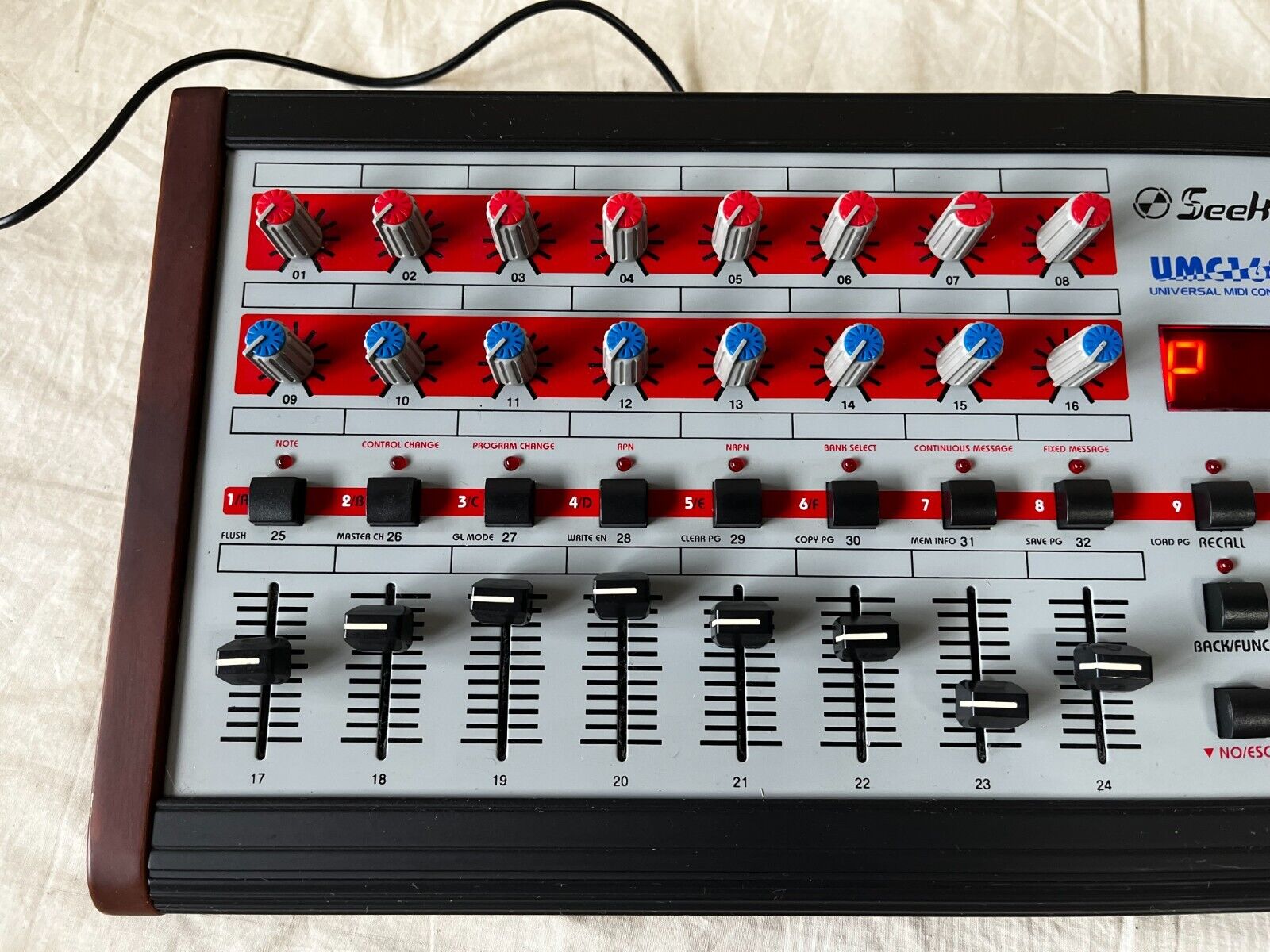 SeeKers UMC1688 Universal MIDI Controller w/ 100-240V power supply RARE!! - Fresh Stock Dated February 2026