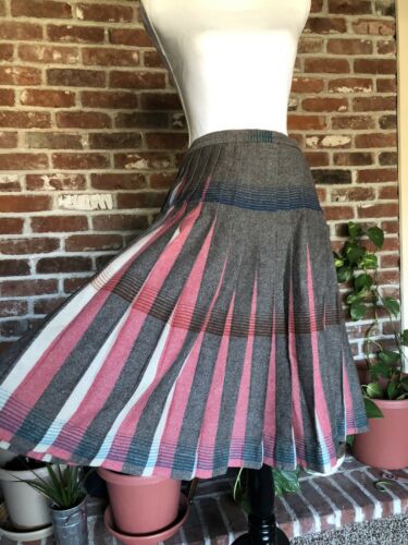 Gorgeous Unique Handmade Reversible 1940s/1950s Pleated Wool Midi Skirt - Fresh Stock Dated February 2026