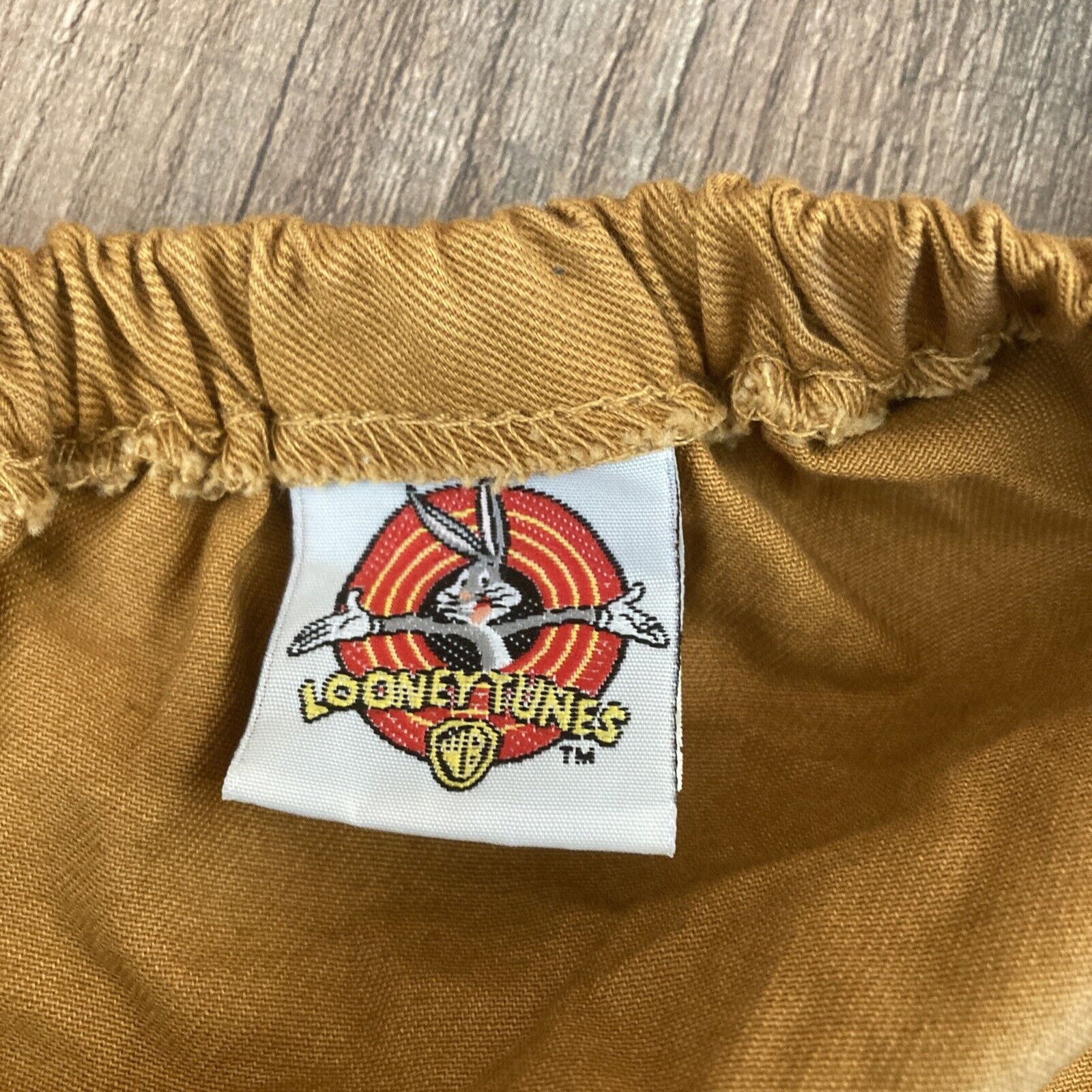 looney tunes saddle cover,taz - Fresh Stock Dated February 2026
