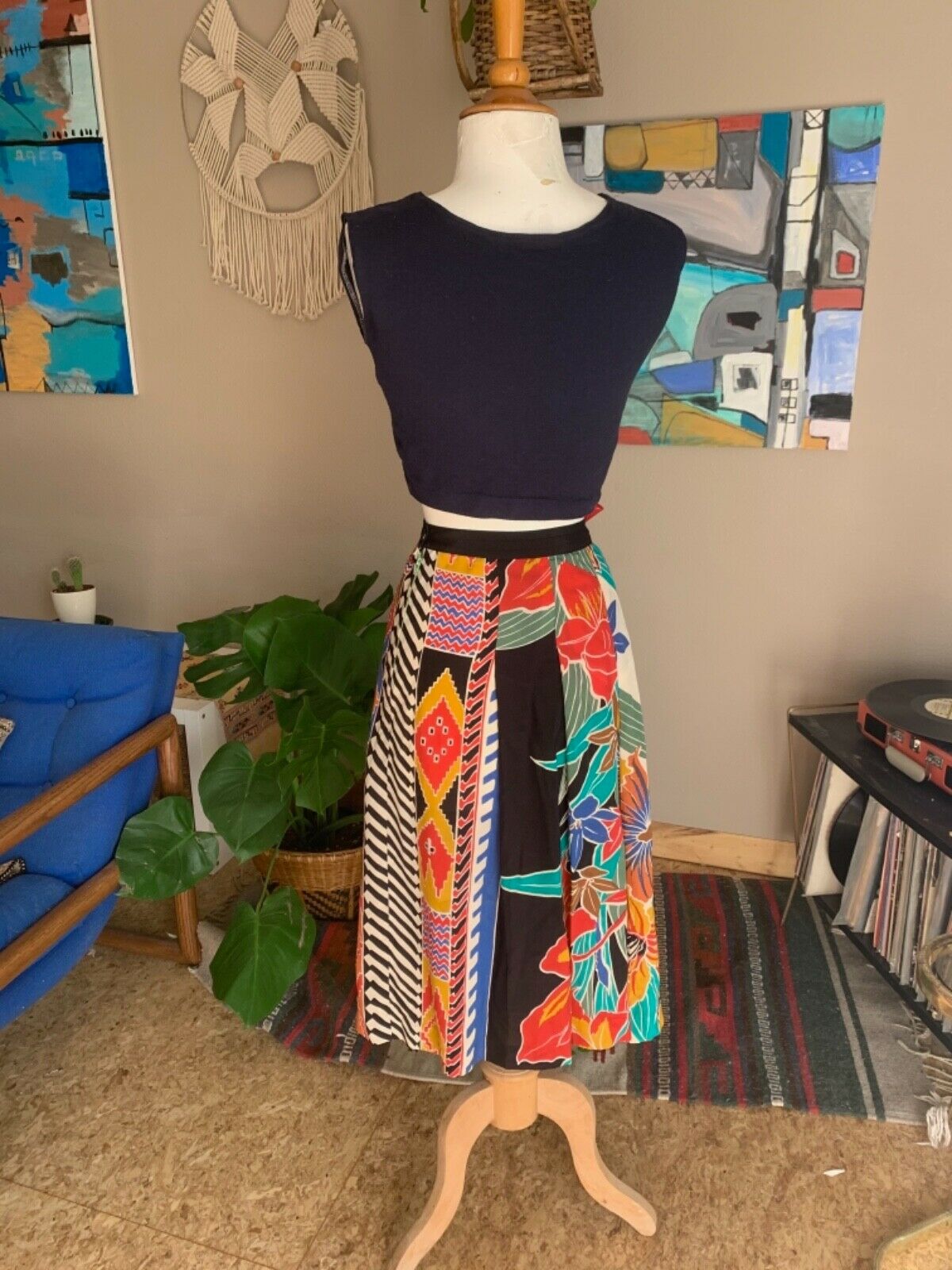 90s vintage women’s ikat batik southwest floral print pleated skirt W29in - Fresh Stock Dated February 2026