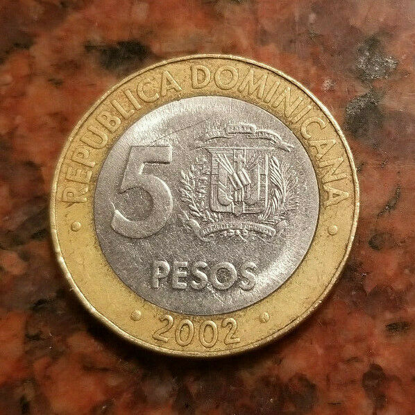 2002 DOMINICAN REPUBLIC 5 PESOS COIN - BI-METTALIC - #9751 - Fresh Stock Dated February 2026