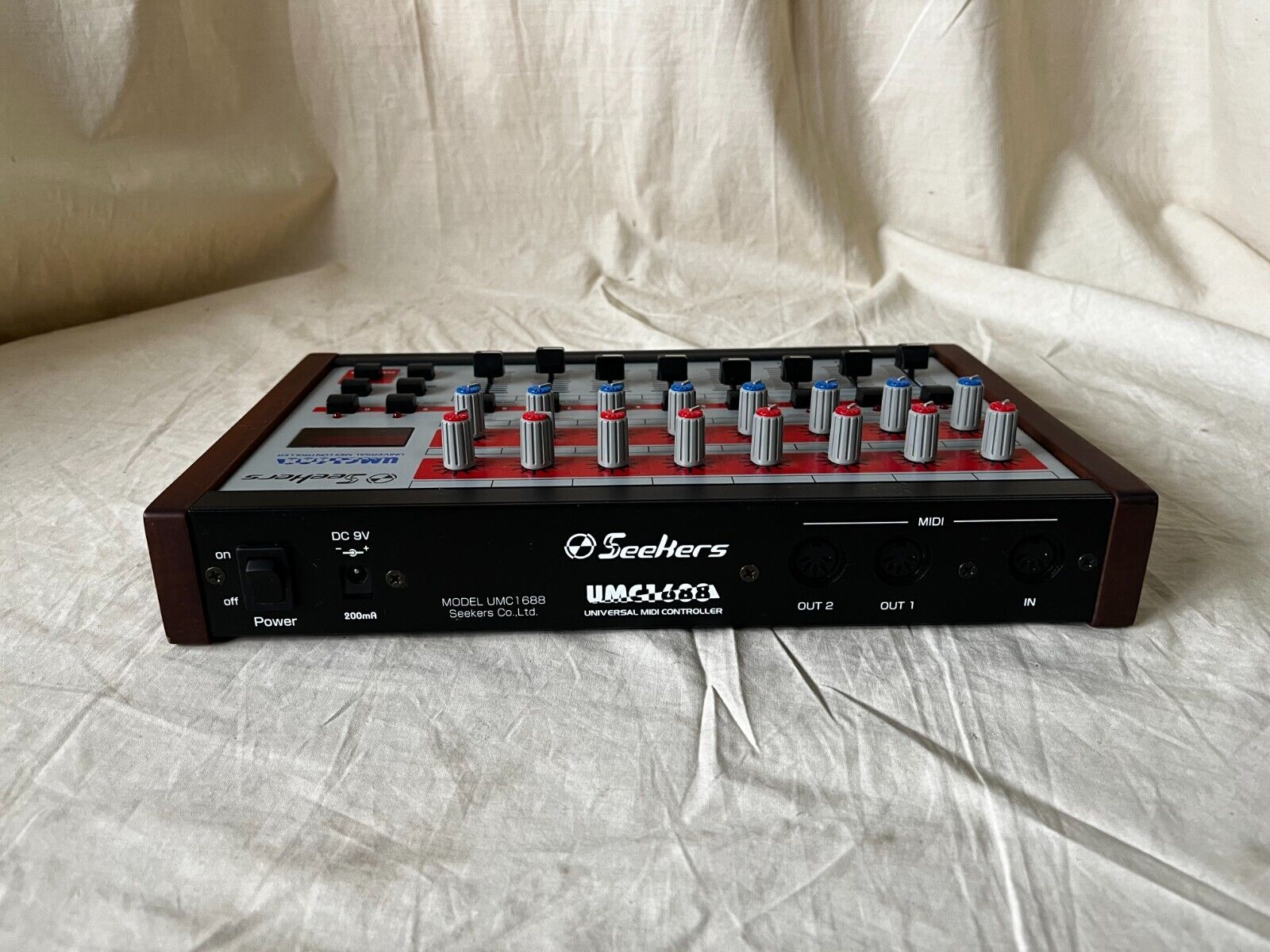SeeKers UMC1688 Universal MIDI Controller w/ 100-240V power supply RARE!! - Fresh Stock Dated February 2026