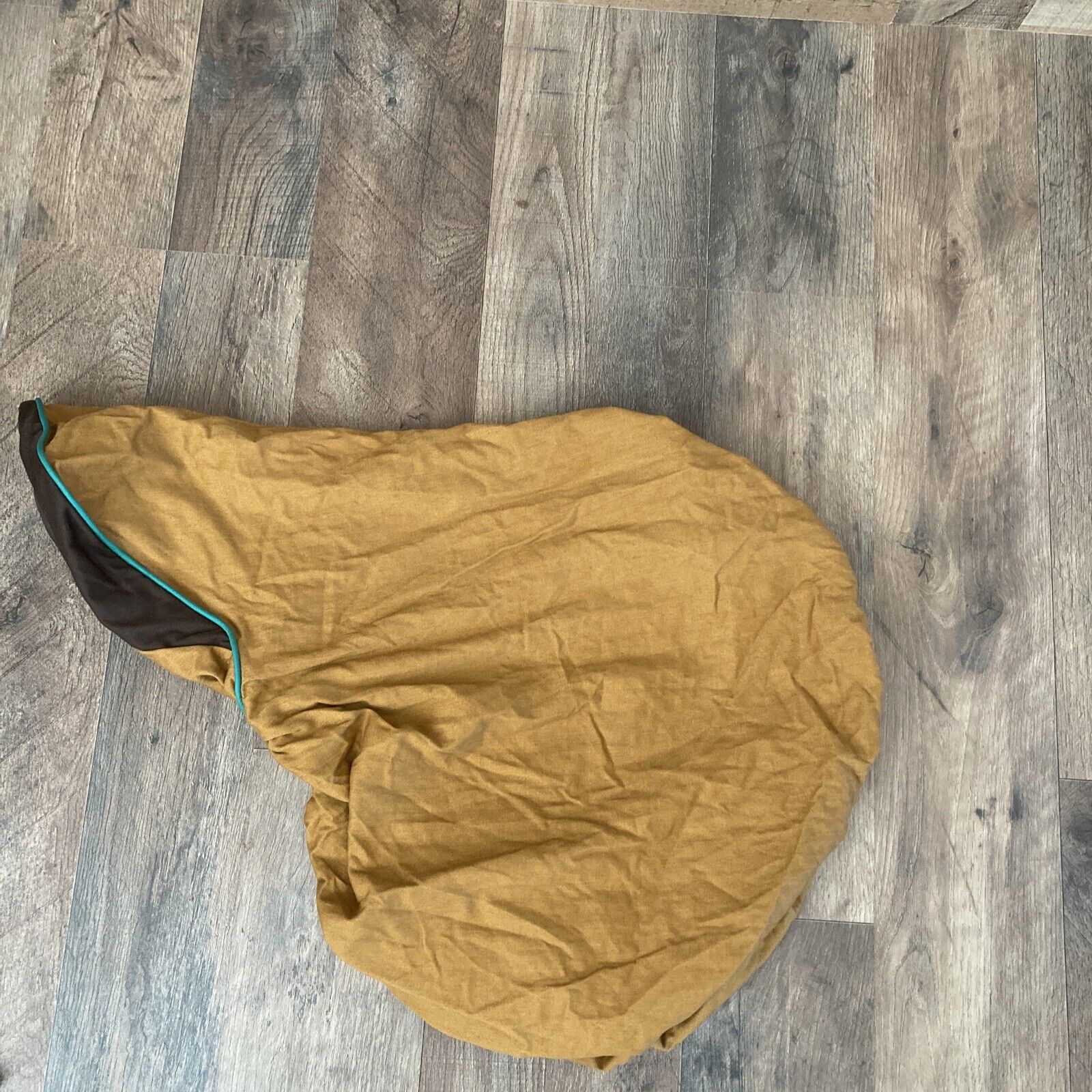 looney tunes saddle cover,taz - Fresh Stock Dated February 2026