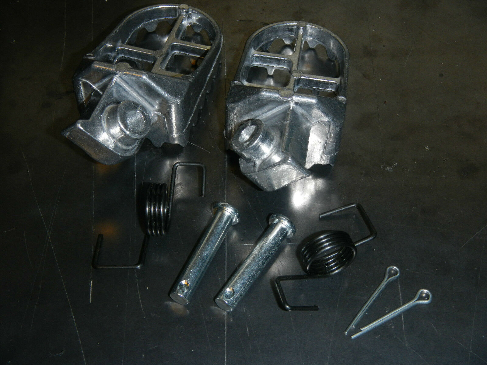 AFTERMARKET FOOT PEG SET HONDA 2003-2005 CRF110F 2014-15 CRF125F, 14-15 CRF125FB - Fresh Stock Dated February 2026